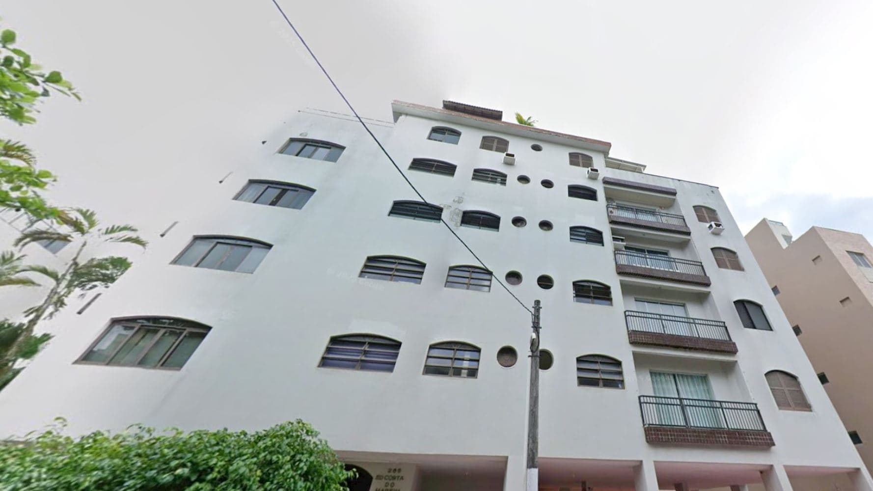 Foto 3 de 5: Apartamento em leilão em Guarujá - SP, bairro Jardim Santa Izabel — Apartamento Duplex no “Cond. Ed. Costa do Marfim” – Jardim Santa Izabel – Guarujá/SP