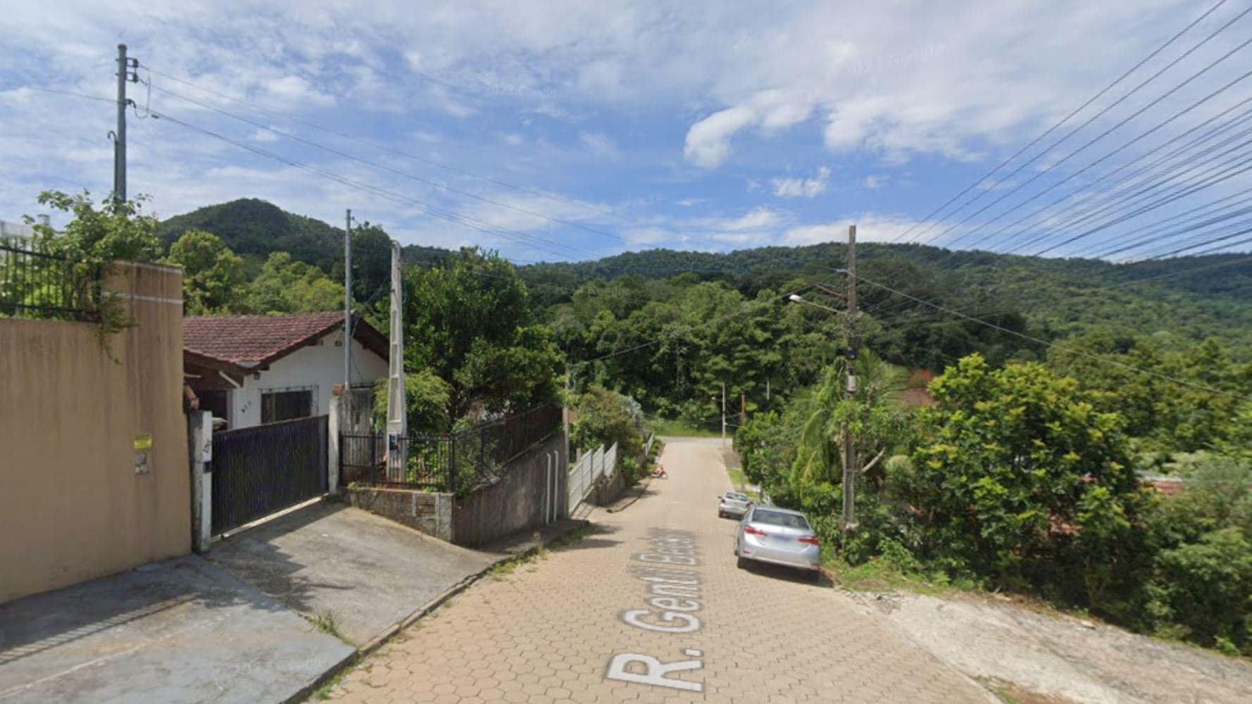 Foto 5 de 5: Casa em leilão em Rio Do Sul - SC, bairro Laranjeiras — Casa em Laranjeiras - Rio do Sul/SC