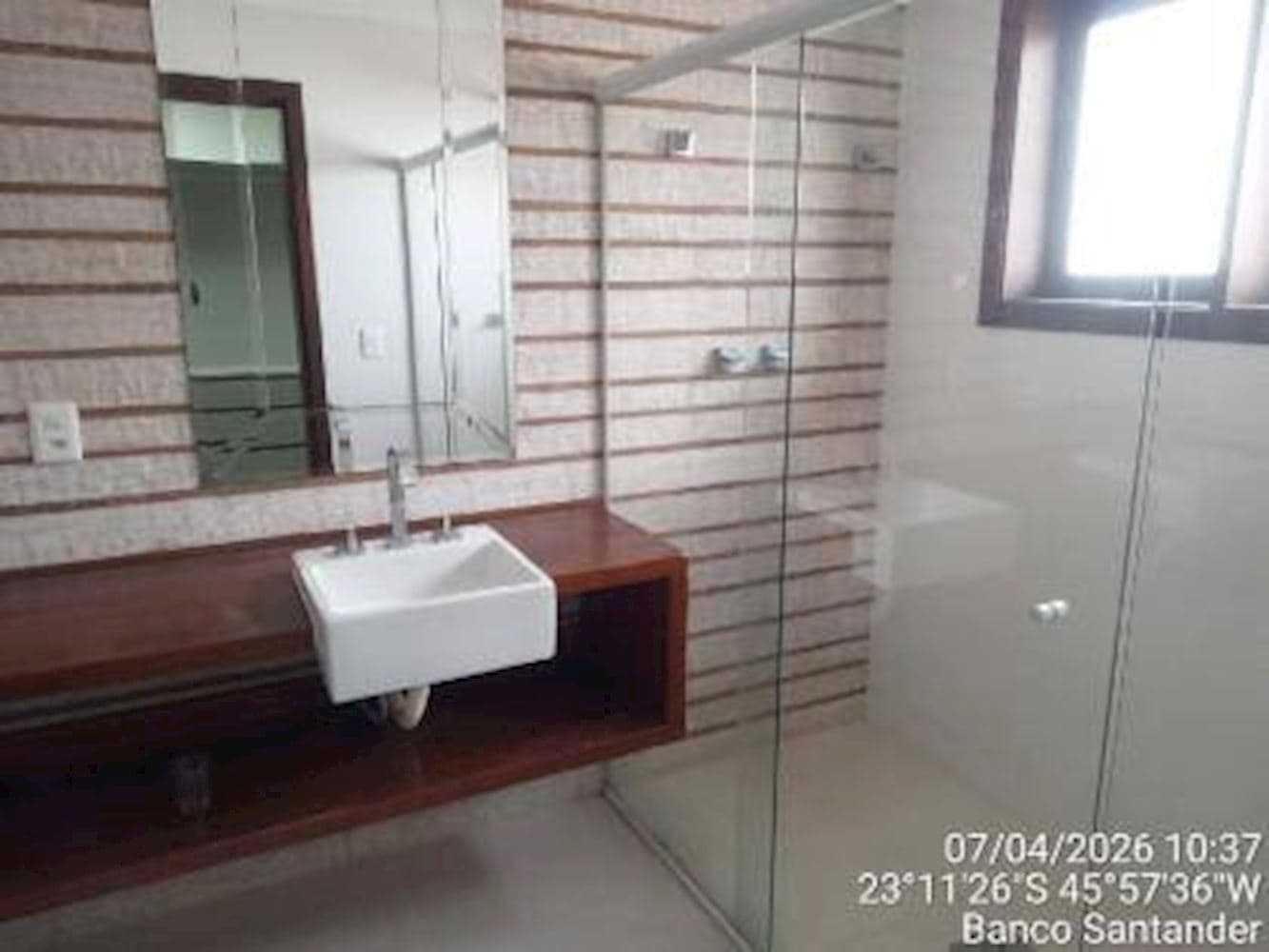 Foto 6 de 20: Casa em leilão em São José Dos Campos - SP, bairro Jaguari — Casa de Condomínio Residencial Jaguary - Jaguari - São José dos Campos/SP