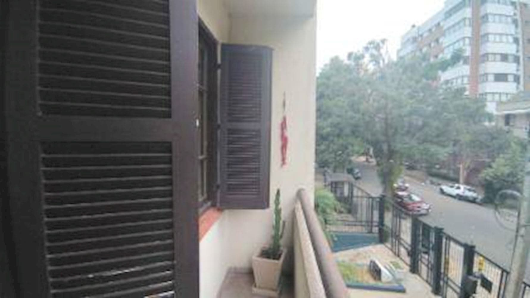Foto 15 de 16: Apartamento em leilão em Porto Alegre - RS — Apartamento no "Edifício Marajó" -  Petrópolis - Porto Alegre/RS