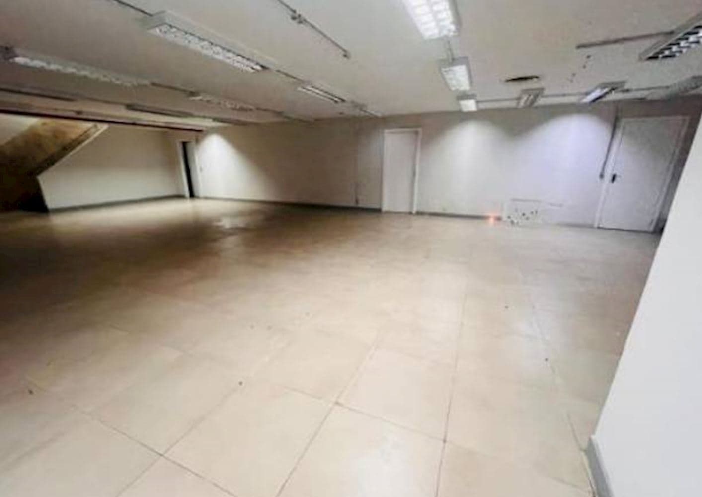 Foto 2 de 14: Comercial em leilão em São Luís - MA, bairro Centro — Loja Comercial no "Edifício Banco da Lavoura" - Centro - São Luís/MA