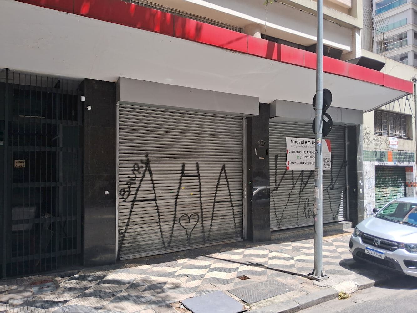 Foto 1 de 22: Comercial em leilão em São Paulo - SP, bairro Bela Vista — Loja Comercial no "Edifício Paramount" - Bela Vista - São Paulo/SP