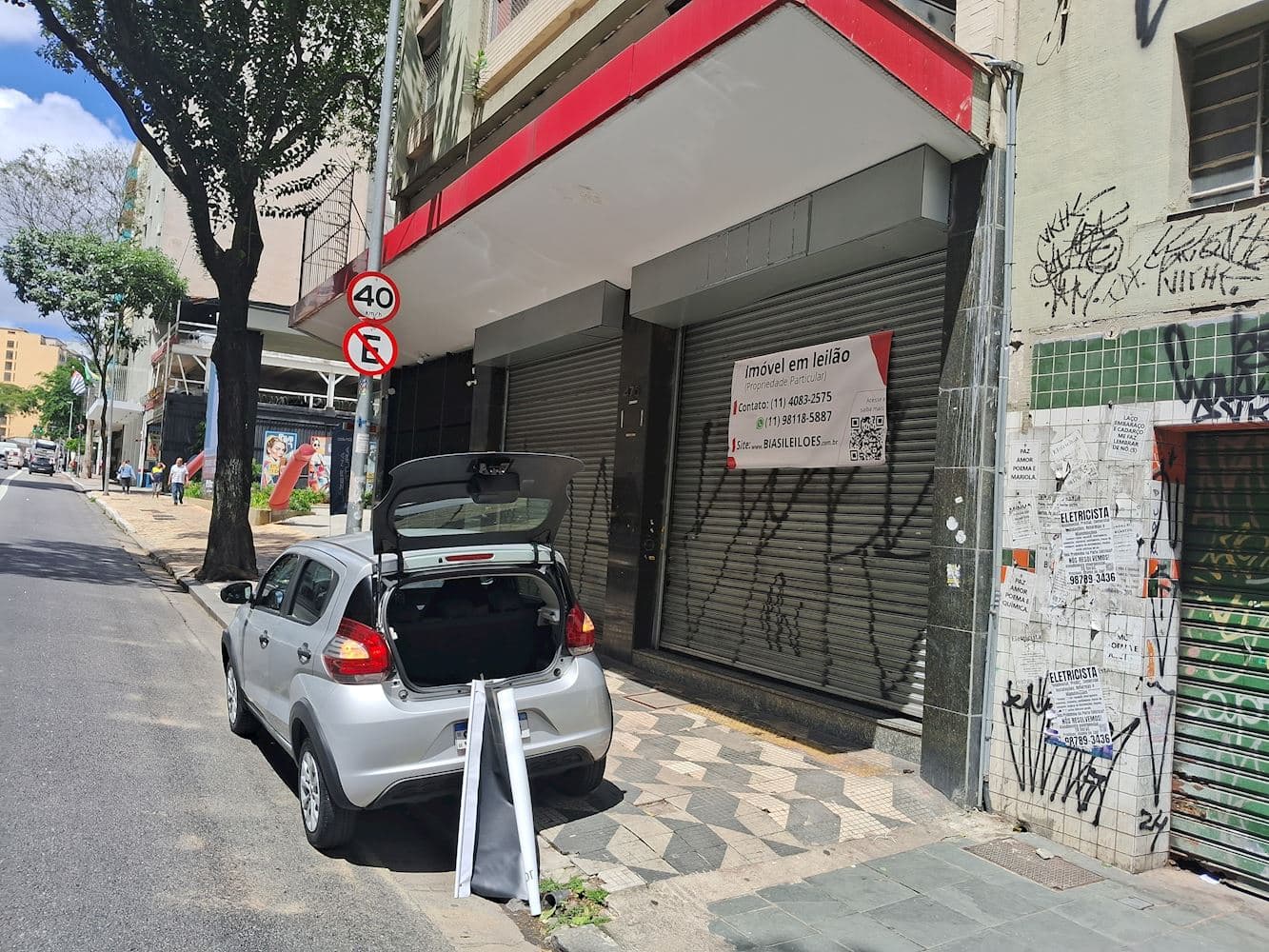 Foto 2 de 22: Comercial em leilão em São Paulo - SP, bairro Bela Vista — Loja Comercial no "Edifício Paramount" - Bela Vista - São Paulo/SP