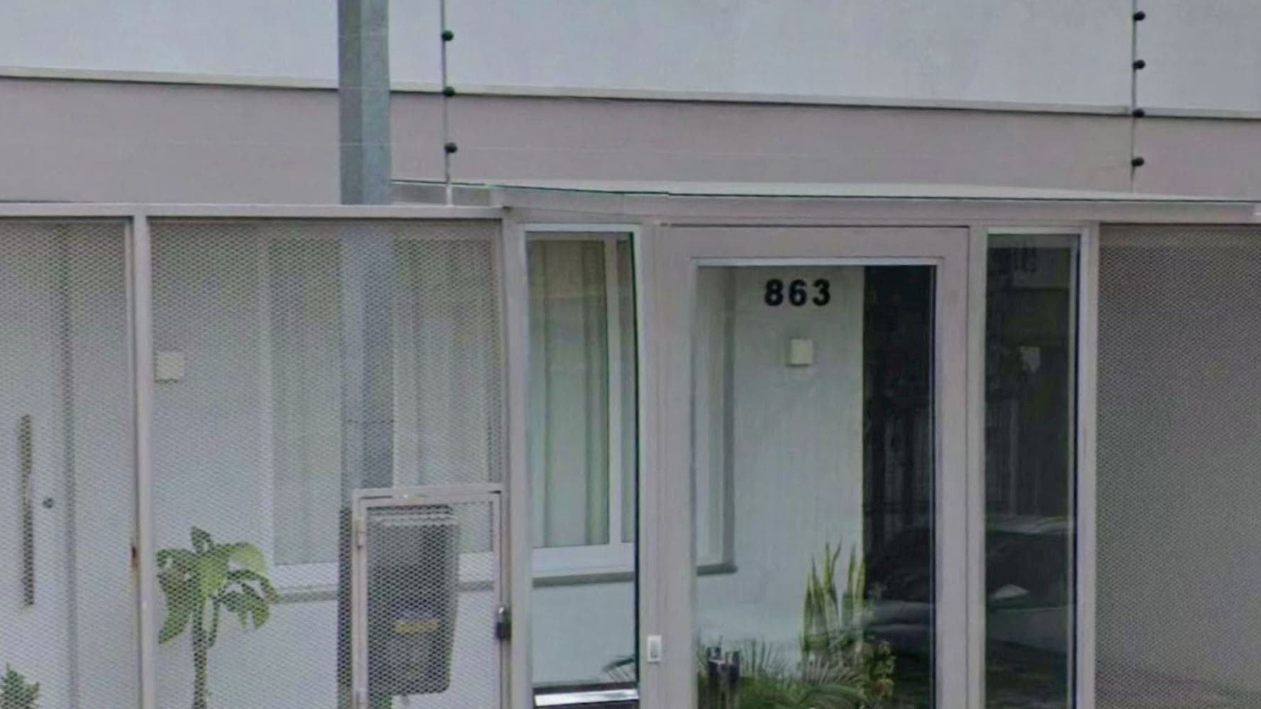 Foto 2 de 5: Casa em leilão em Porto Alegre - RS, bairro Santo Antônio — Casa no Bairro Santo Antônio - Porto Alegre/RS