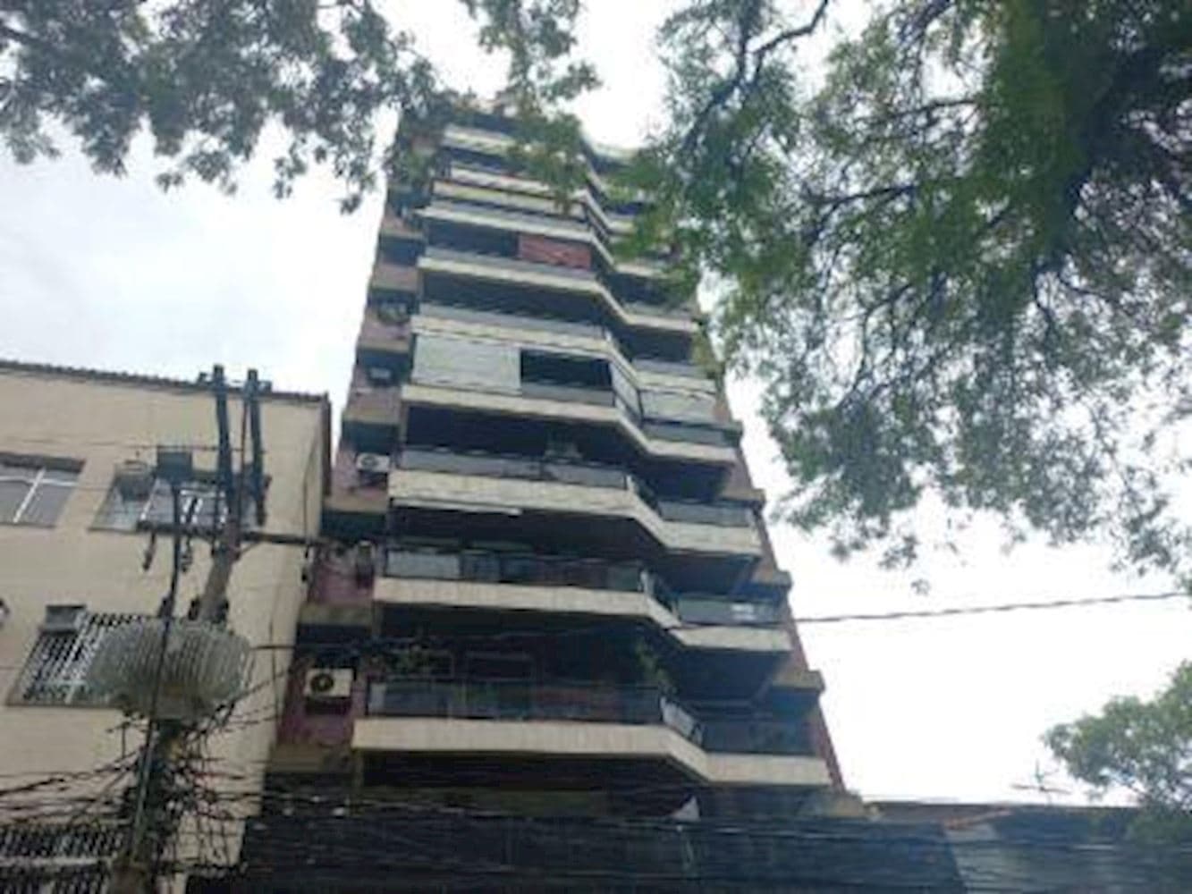 Foto 3 de 3: Apartamento em leilão em Niterói - RJ, bairro Icaraí — Apartamento no "Cond. do Ed. Montclair" - Icaraí - Niterói/RJ