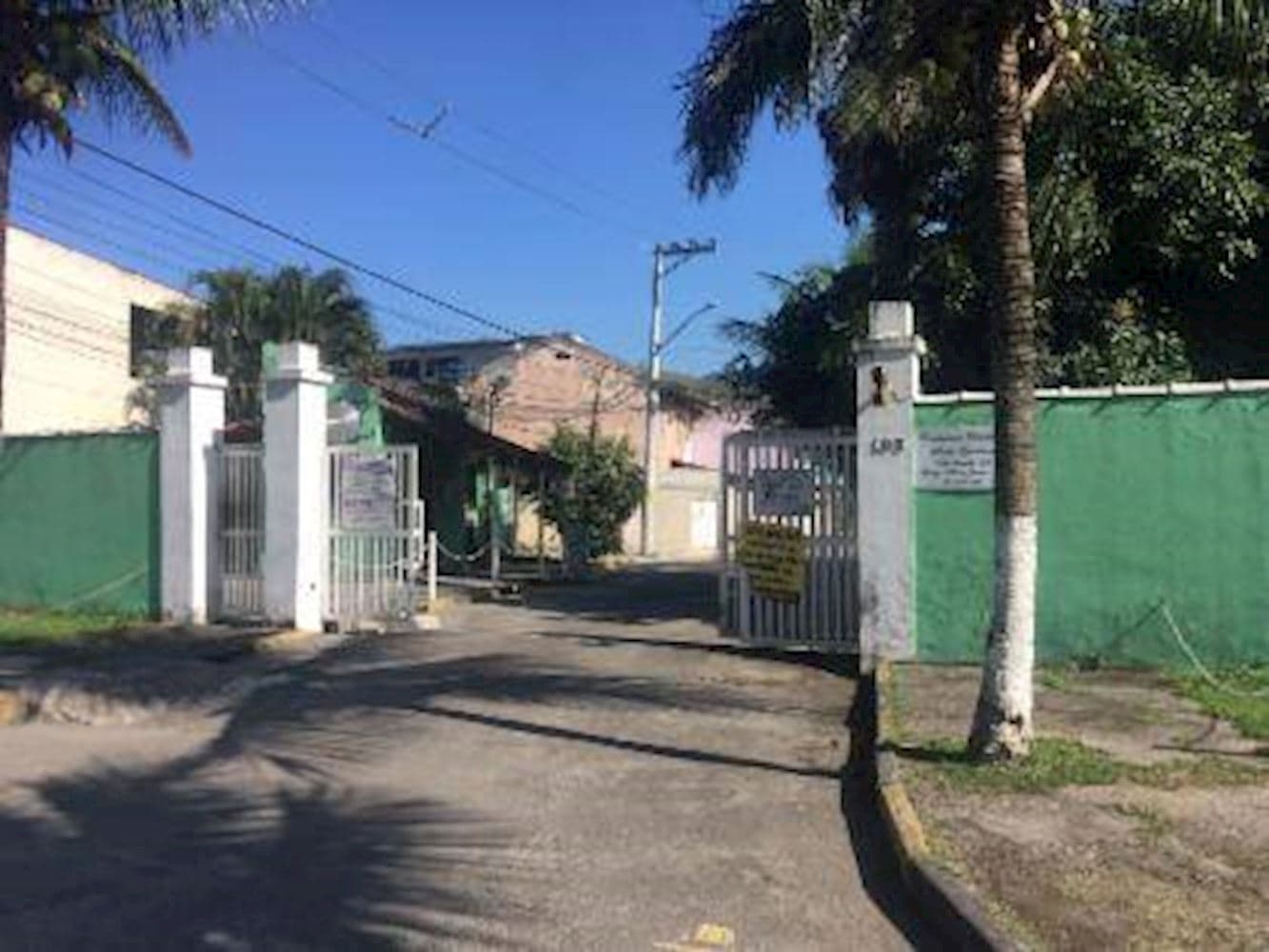 Foto 2 de 15: Apartamento em leilão em Rio De Janeiro - RJ, bairro Bangu-freguesia de Campo Grande — Casa de condomínio em Bangu-Freguesia De Campo Grande - Rio De Janeiro/RJ