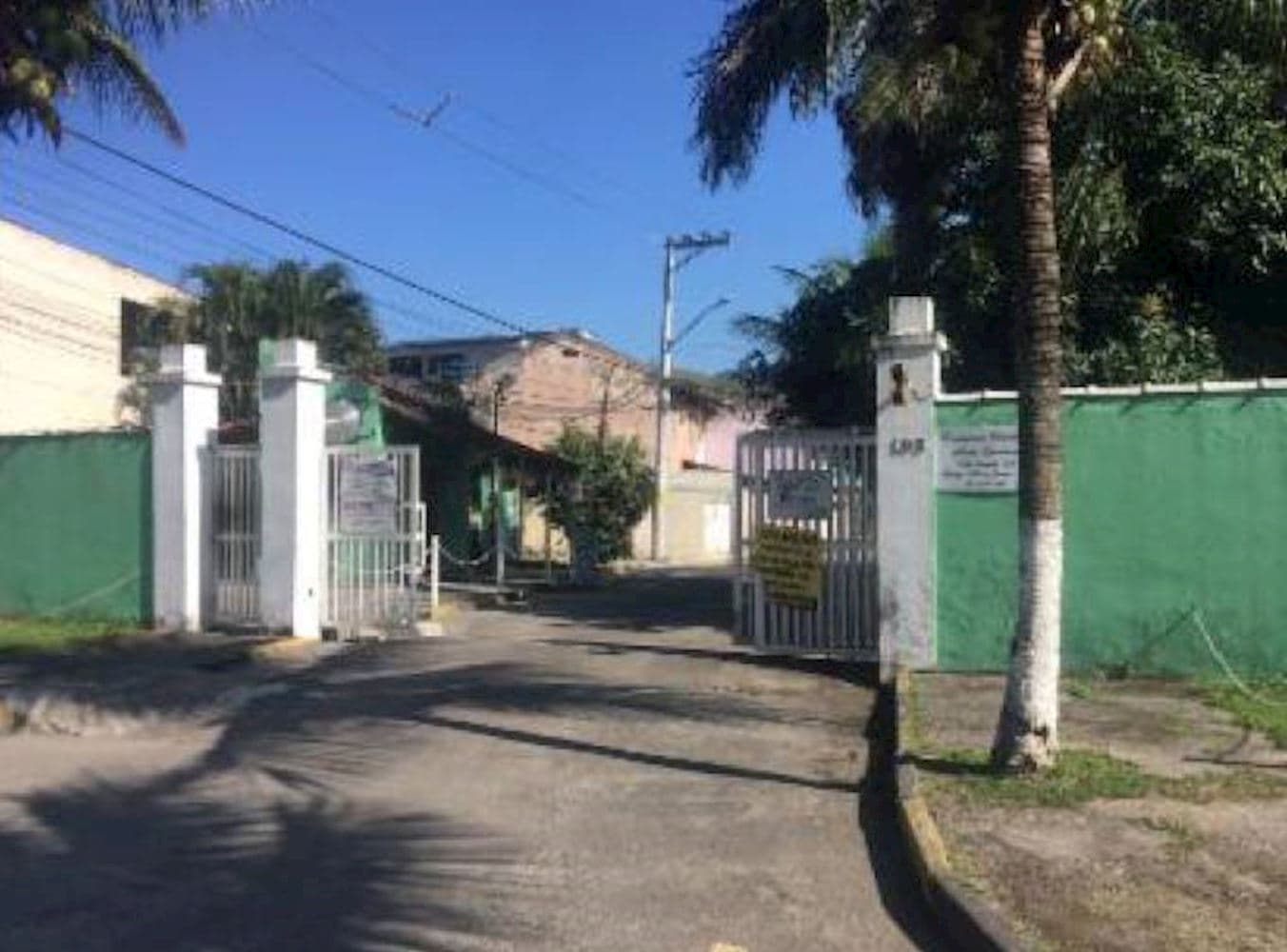 Foto 3 de 15: Apartamento em leilão em Rio De Janeiro - RJ, bairro Bangu-freguesia de Campo Grande — Casa de condomínio em Bangu-Freguesia De Campo Grande - Rio De Janeiro/RJ