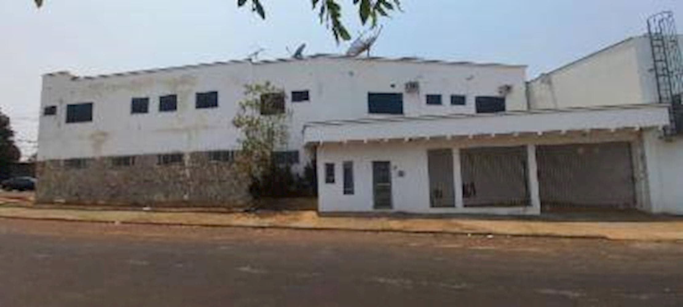 Foto 3 de 28: Casa em leilão em Rondonópolis - MT, bairro Vila Birigui — Casa na Vila Birigui - Rondonópolis/MT