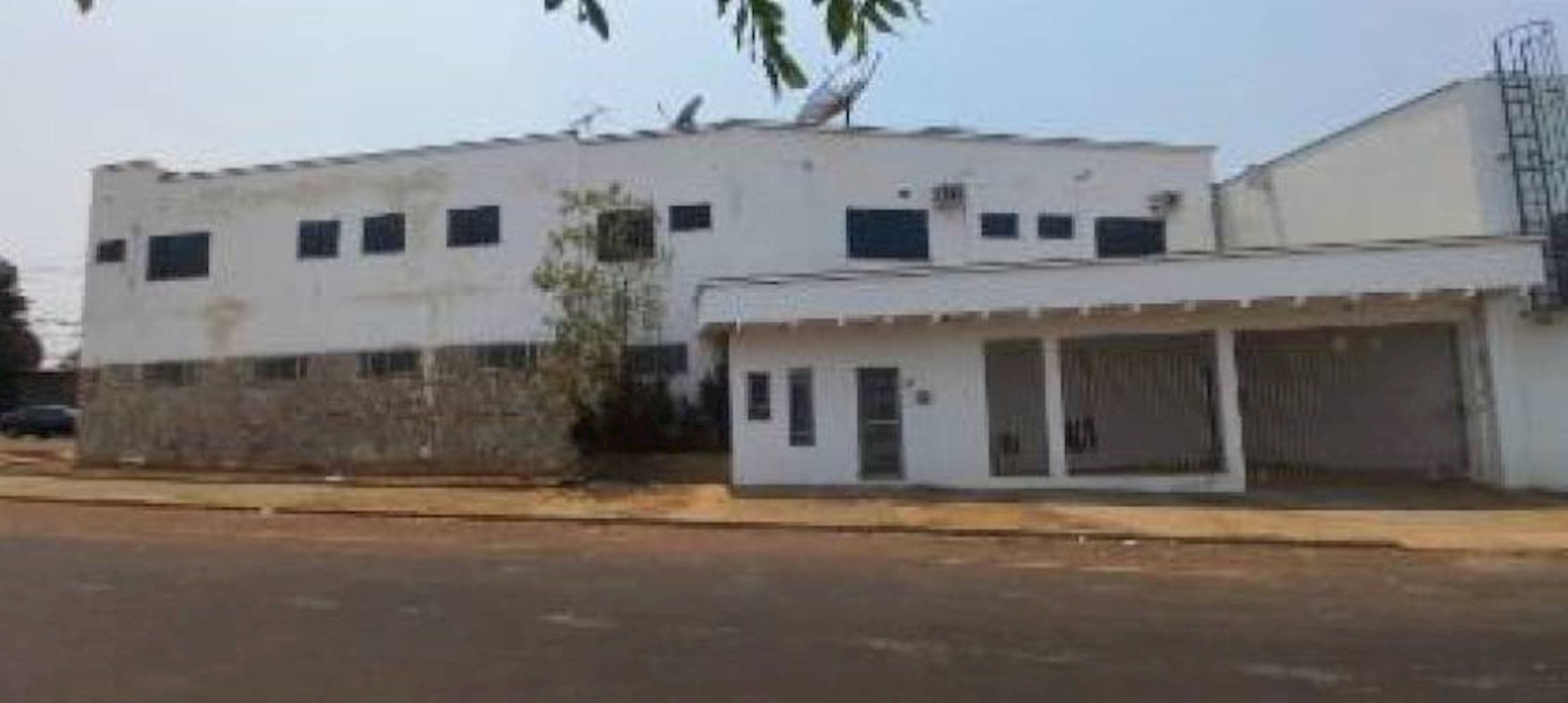 Foto 4 de 28: Casa em leilão em Rondonópolis - MT, bairro Vila Birigui — Casa na Vila Birigui - Rondonópolis/MT