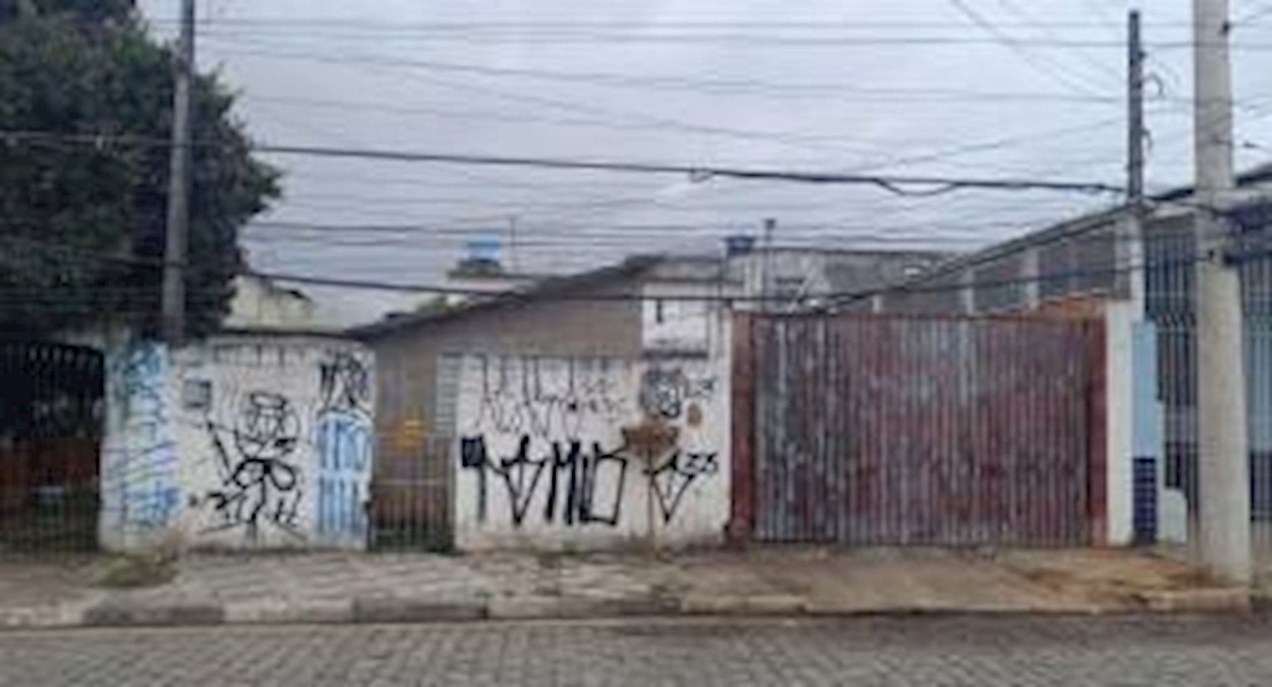 Foto 2 de 3: Casa em leilão em Suzano - SP, bairro Jardim Monte Cristo — Casa no Jardim Monte Cristo - Suzano/SP