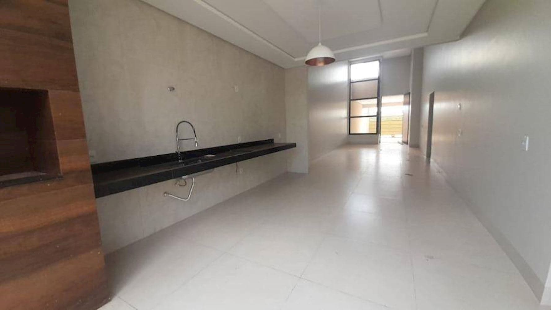 Foto 6 de 12: Casa em leilão em Caldas Novas - GO, bairro Bairro do Turista 2° Etapa — Casa no Bairro do Turista 2° Etapa em Caldas Novas/GO