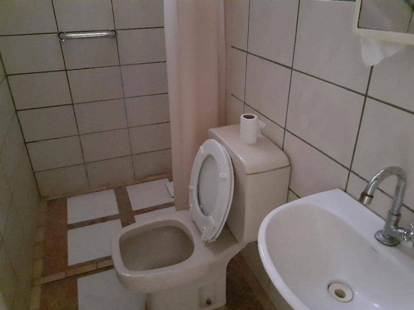 Foto 9 de 14: Casa em leilão em Hortolândia - SP, bairro Jardim São Sebastião — Casa no Jardim São Sebastião - Hortolândia/SP