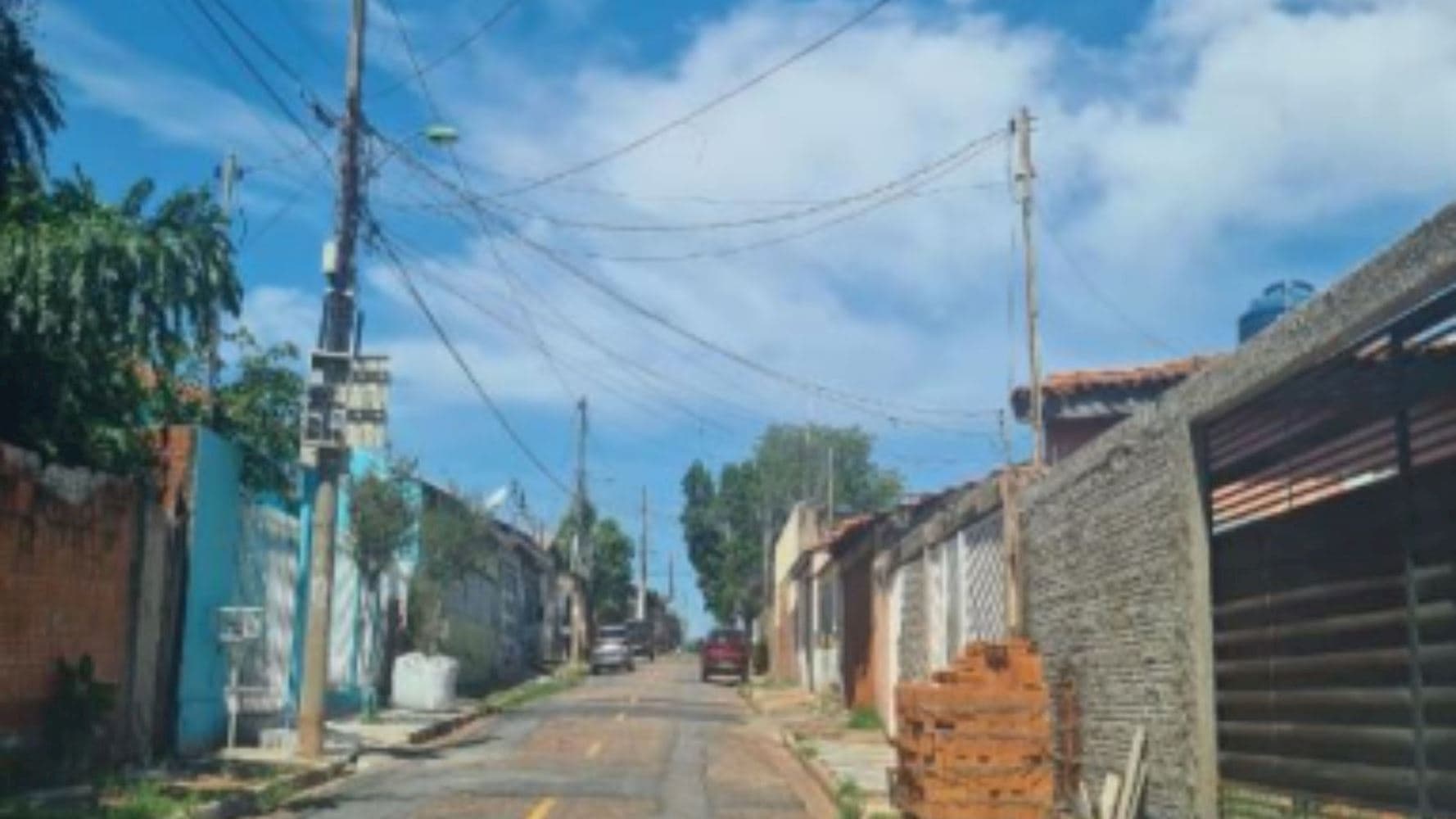 Foto 4 de 5: Casa em leilão em Cuiabá - MT, bairro Dom Aquino — Casa em Dom Aquino - Cuiabá/MT