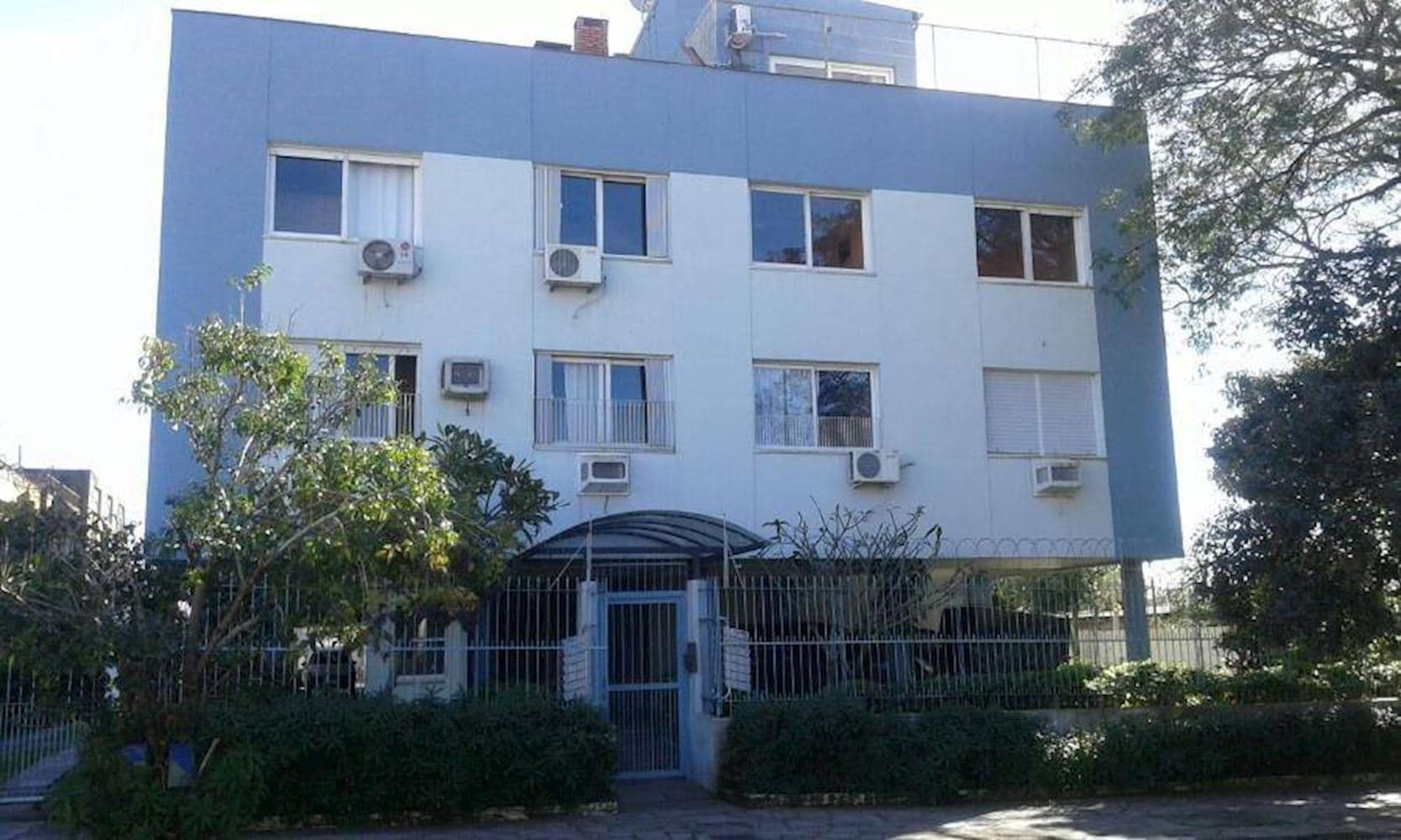 Foto 1 de 12: Apartamento em leilão em Porto Alegre - RS, bairro Cristal — Apartamento em Cristal - Porto Alegre/RS