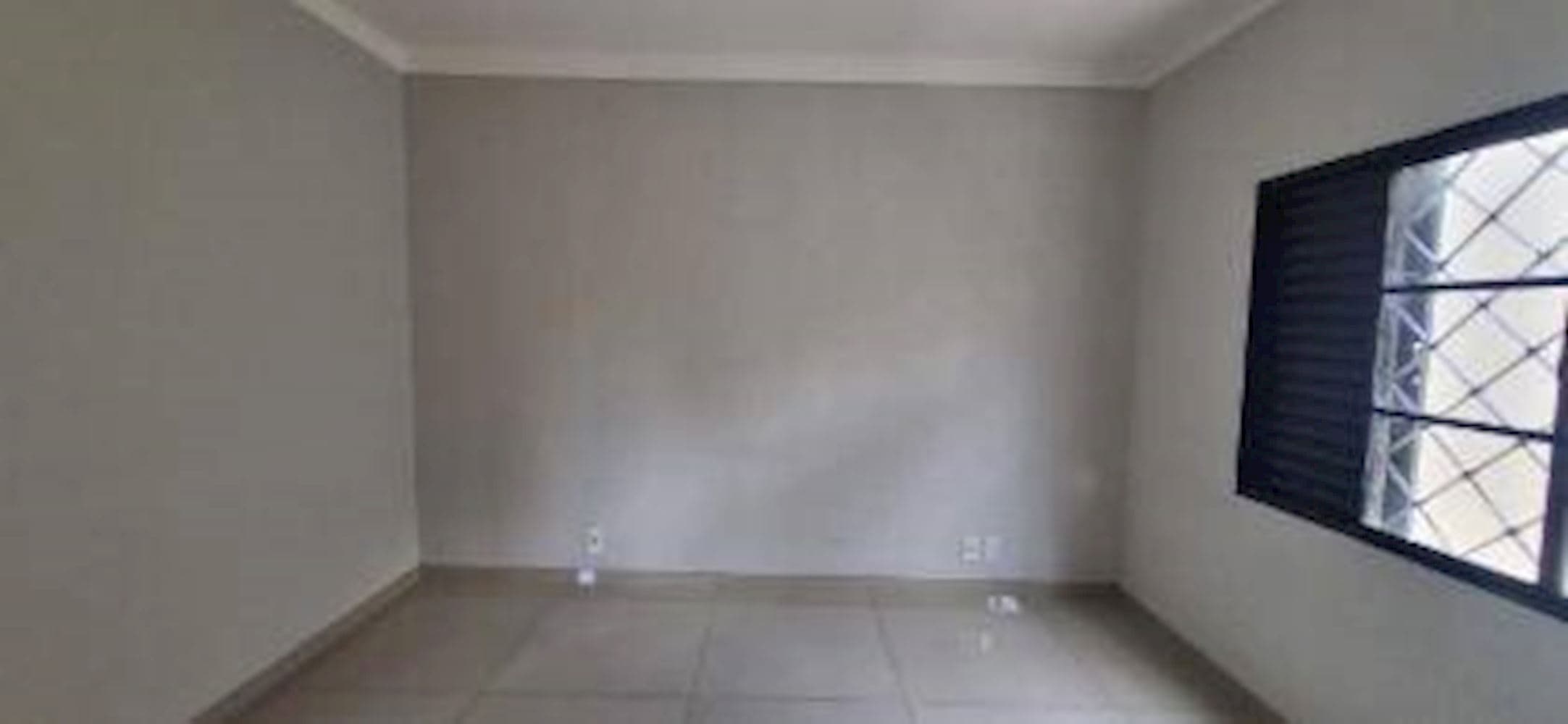 Foto 5 de 15: Casa em leilão em Campo Grande - MS, bairro Vila Marli — Casa na Vila Marli - Campo Grande/MS