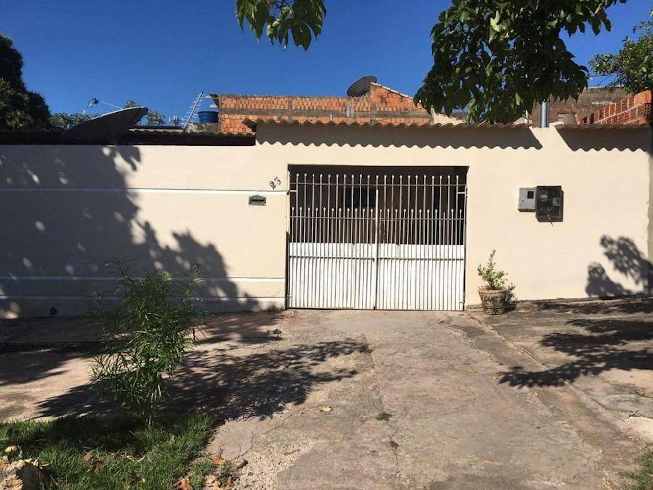 Foto 1 de 9: Casa em leilão em Corumbá - MS, bairro Universitário — Casa em Universitário - Corumbá/MS