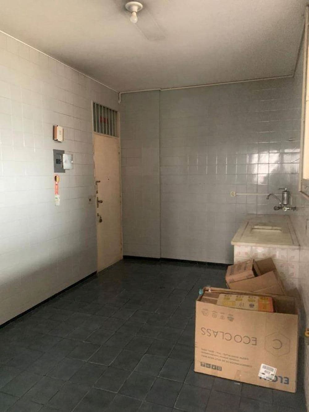 Foto 6 de 15: Apartamento em leilão em Resende - RJ — Apartamento em Comercial - Resende/RJ