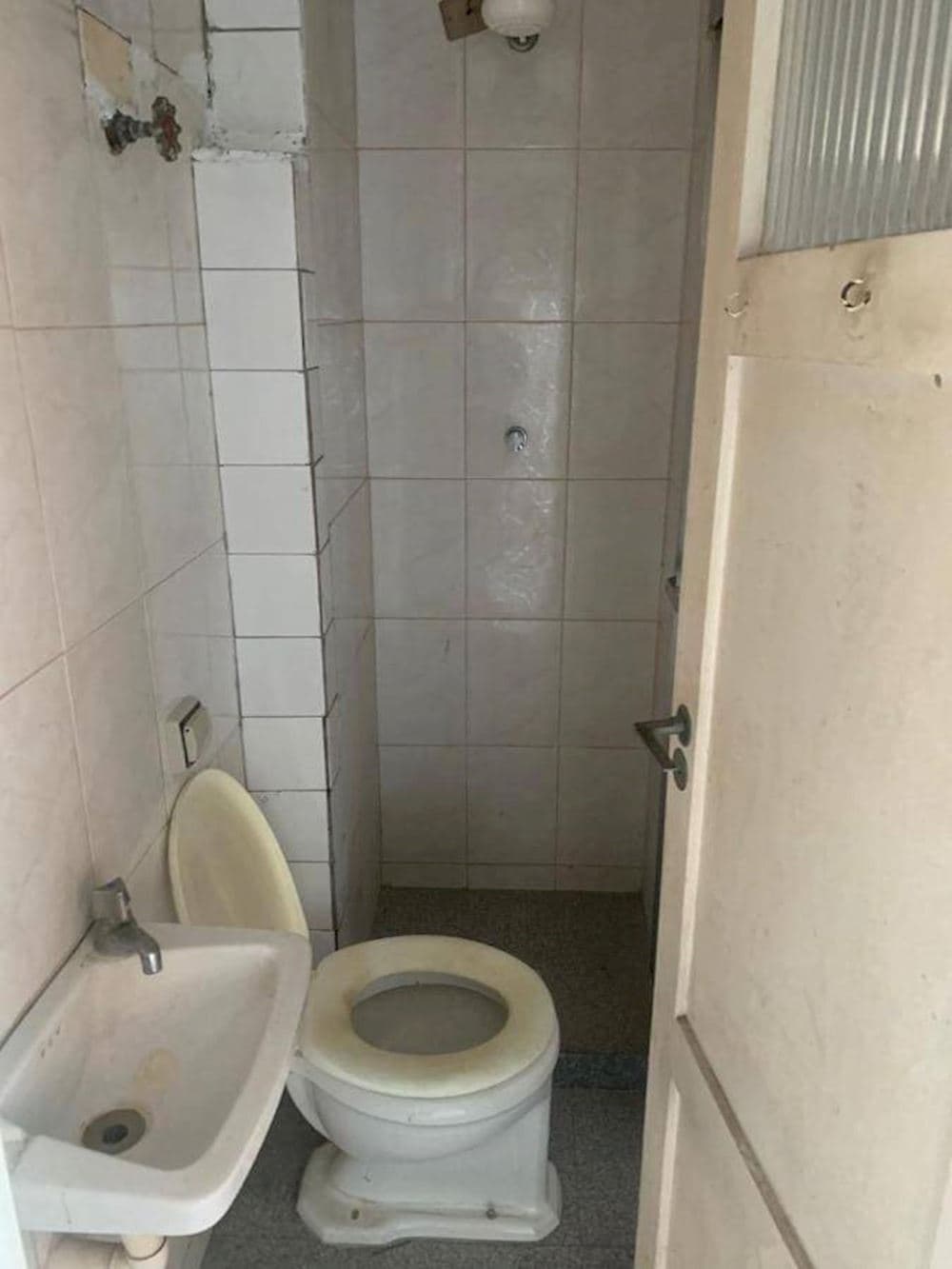 Foto 8 de 15: Apartamento em leilão em Resende - RJ — Apartamento em Comercial - Resende/RJ