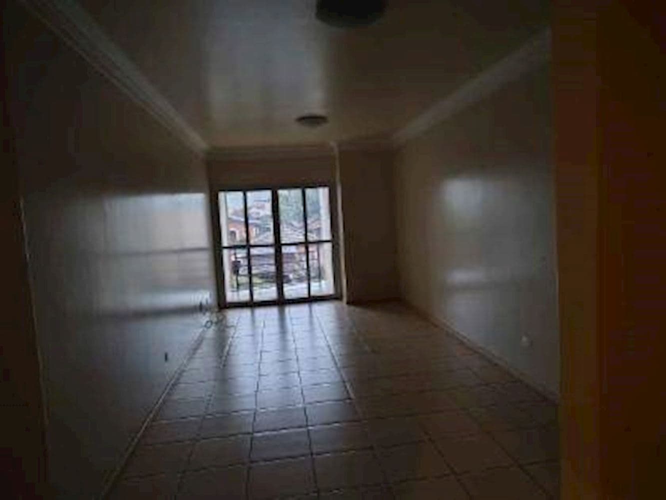Foto 3 de 15: Apartamento em leilão em Arapongas - PR, bairro Vila Cascata — Apartamento na Vila Cascata - Arapongas/PR