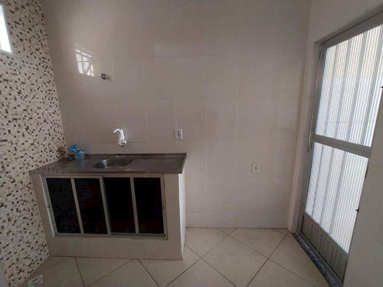 Foto 9 de 15: Apartamento em leilão em Rio De Janeiro - RJ, bairro Praça Seca — Apartamento na Praça Seca - Rio De Janeiro/RJ