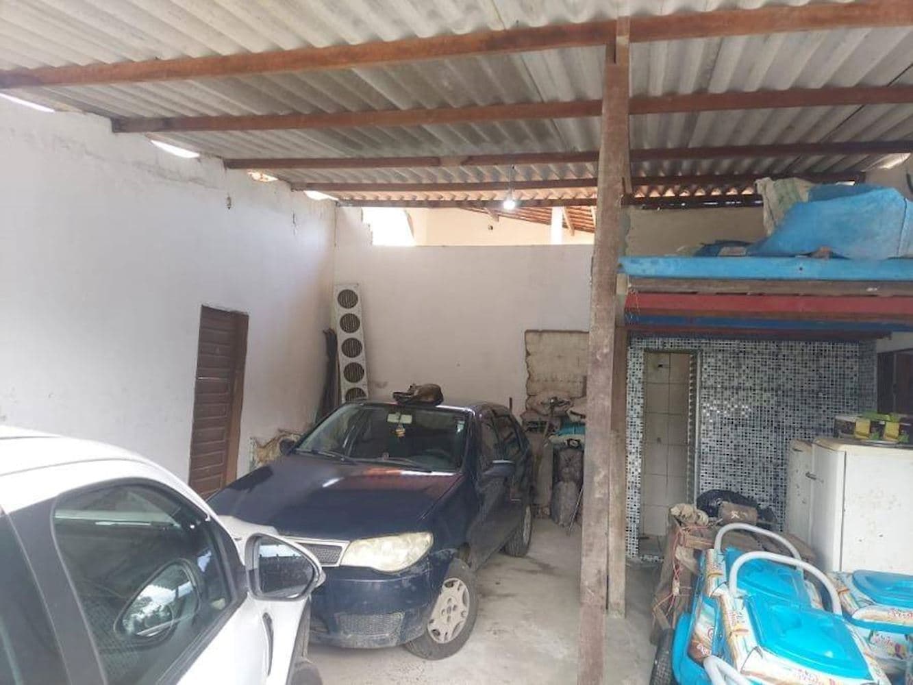Foto 5 de 10: Casa em leilão em Camaçari - BA, bairro Monte Gordo — Casa em Monte Gordo - Camaçari/BA