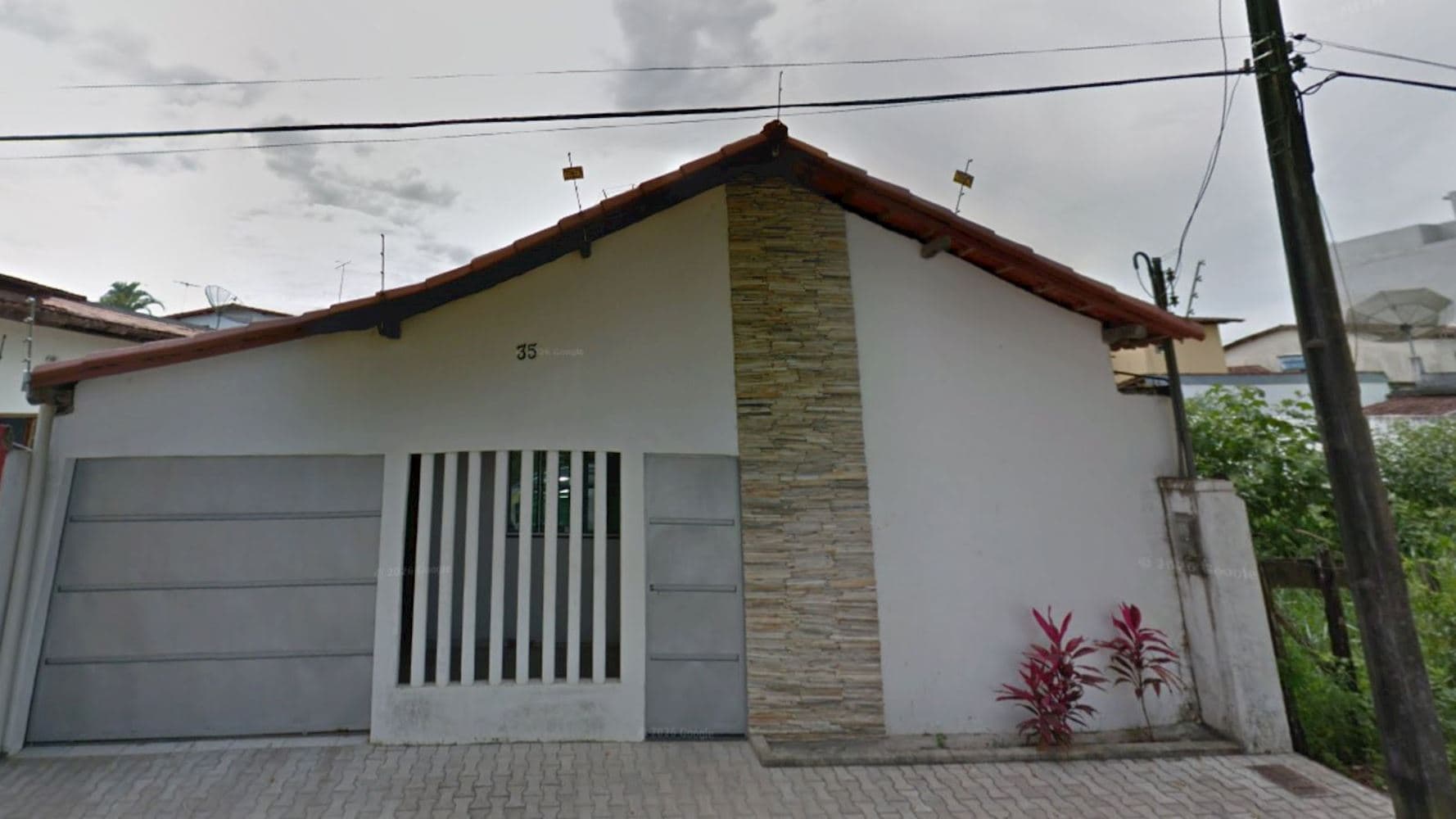Foto 2 de 6: Casa em leilão em Teixeira De Freitas - BA, bairro Recanto do Lago — Casa no Recanto do Lago em Teixeira de Freitas/BA