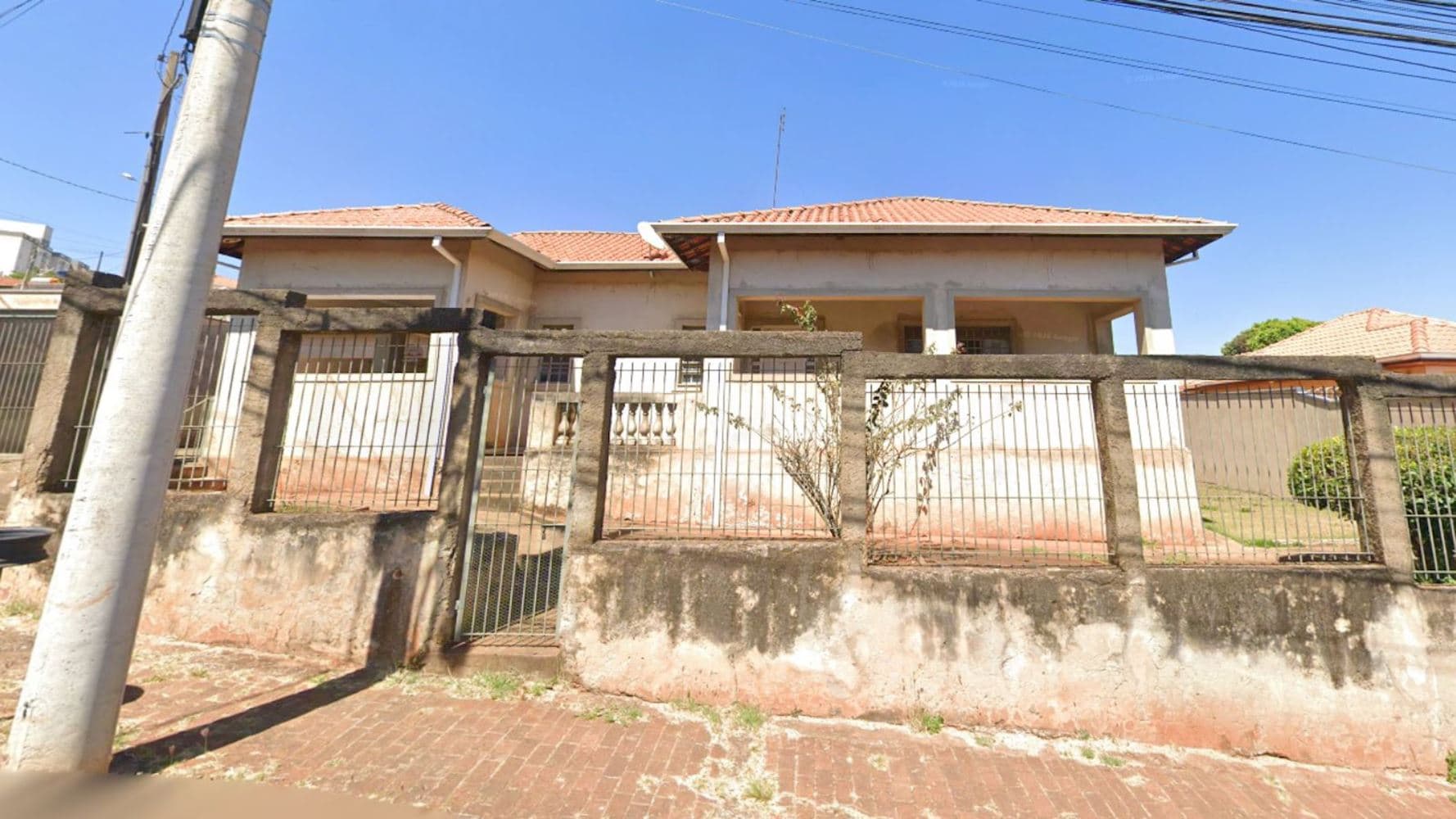 Foto 2 de 6: Casa em leilão em Botucatu - SP, bairro Vila Rodrigues Alves — Casa na Vila Rodrigues Alves - Botucatu/SP