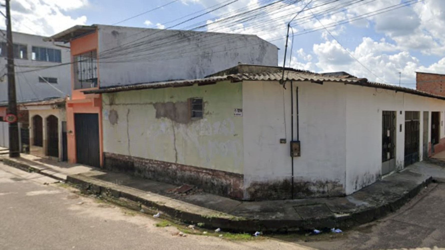 Foto 4 de 6: Casa em leilão em Ananindeua - PA, bairro Coqueiro — Casa em Coqueiro - Ananindeua/PA