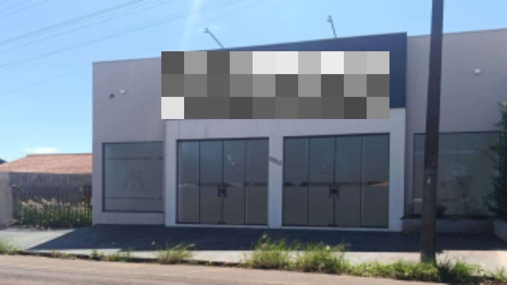 Foto 1 de 5: Comercial em leilão em Marilândia Do Sul - PR, bairro Núcleo Manuel de Proença — Salas Comerciais e Loja - Marilândia do Sul/PR