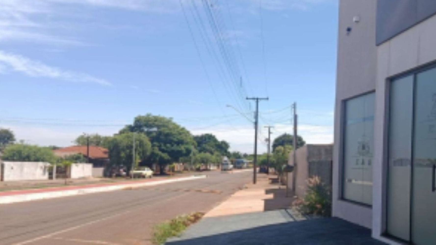 Foto 4 de 5: Comercial em leilão em Marilândia Do Sul - PR, bairro Núcleo Manuel de Proença — Salas Comerciais e Loja - Marilândia do Sul/PR
