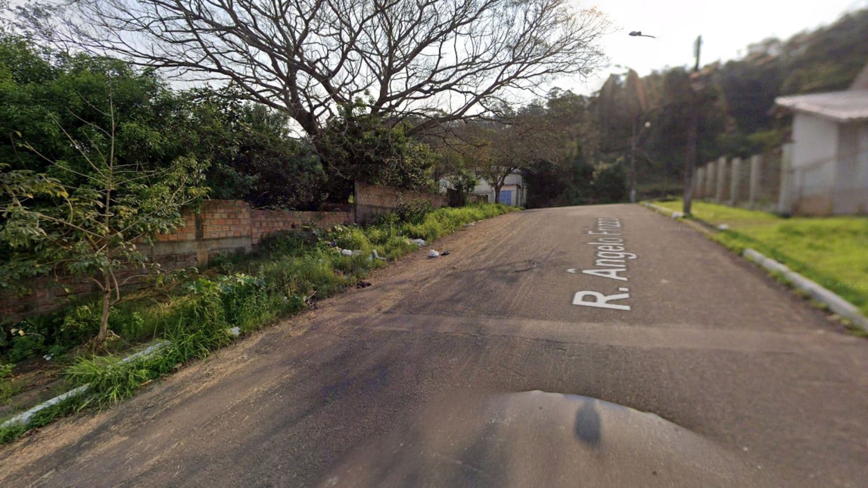 Foto 3 de 4: Terreno em leilão em Viamão - RS — Casa no Parque Residencial Três Figueiras - Viamão/RS