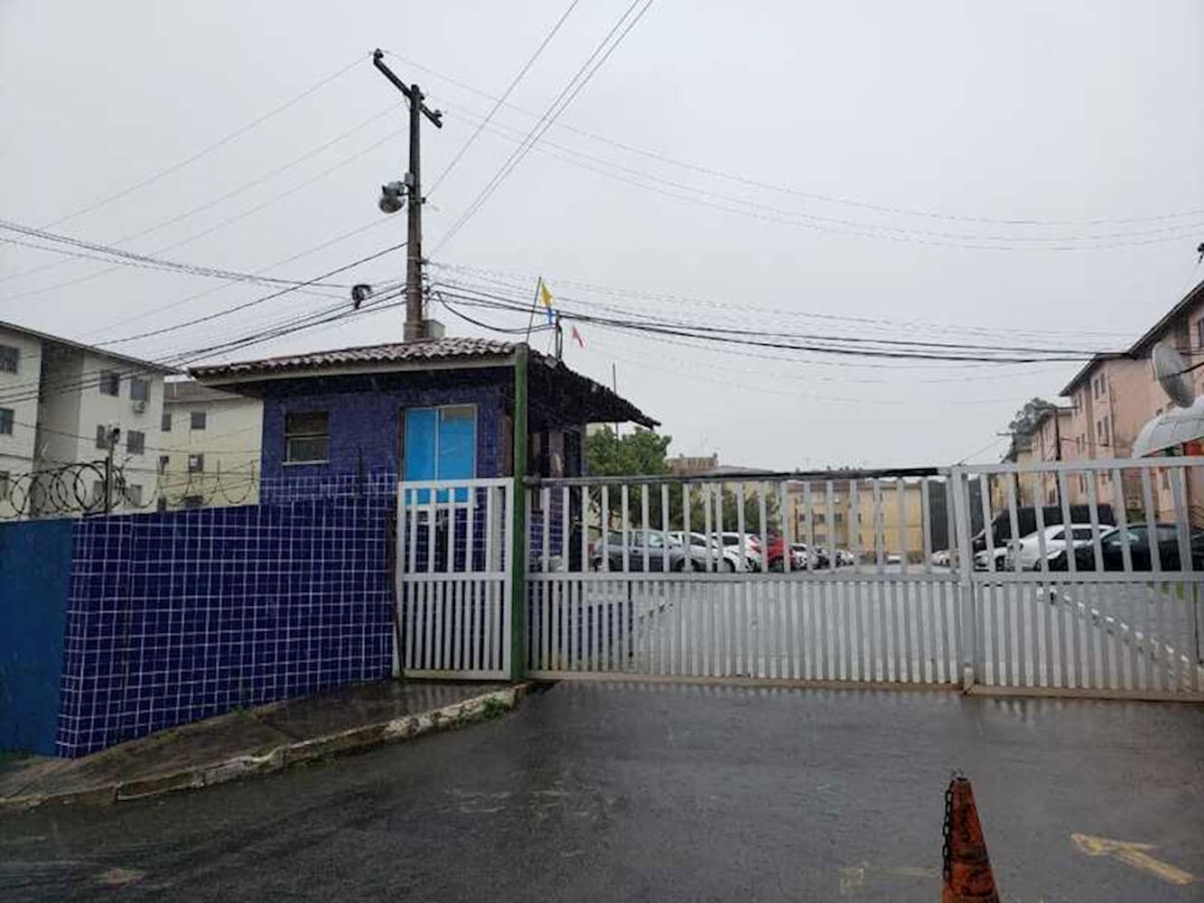 Foto 1 de 6: Apartamento em leilão em Camaçari - BA, bairro Lama Preta — Apartamento em Lama Preta - Camaçari/BA
