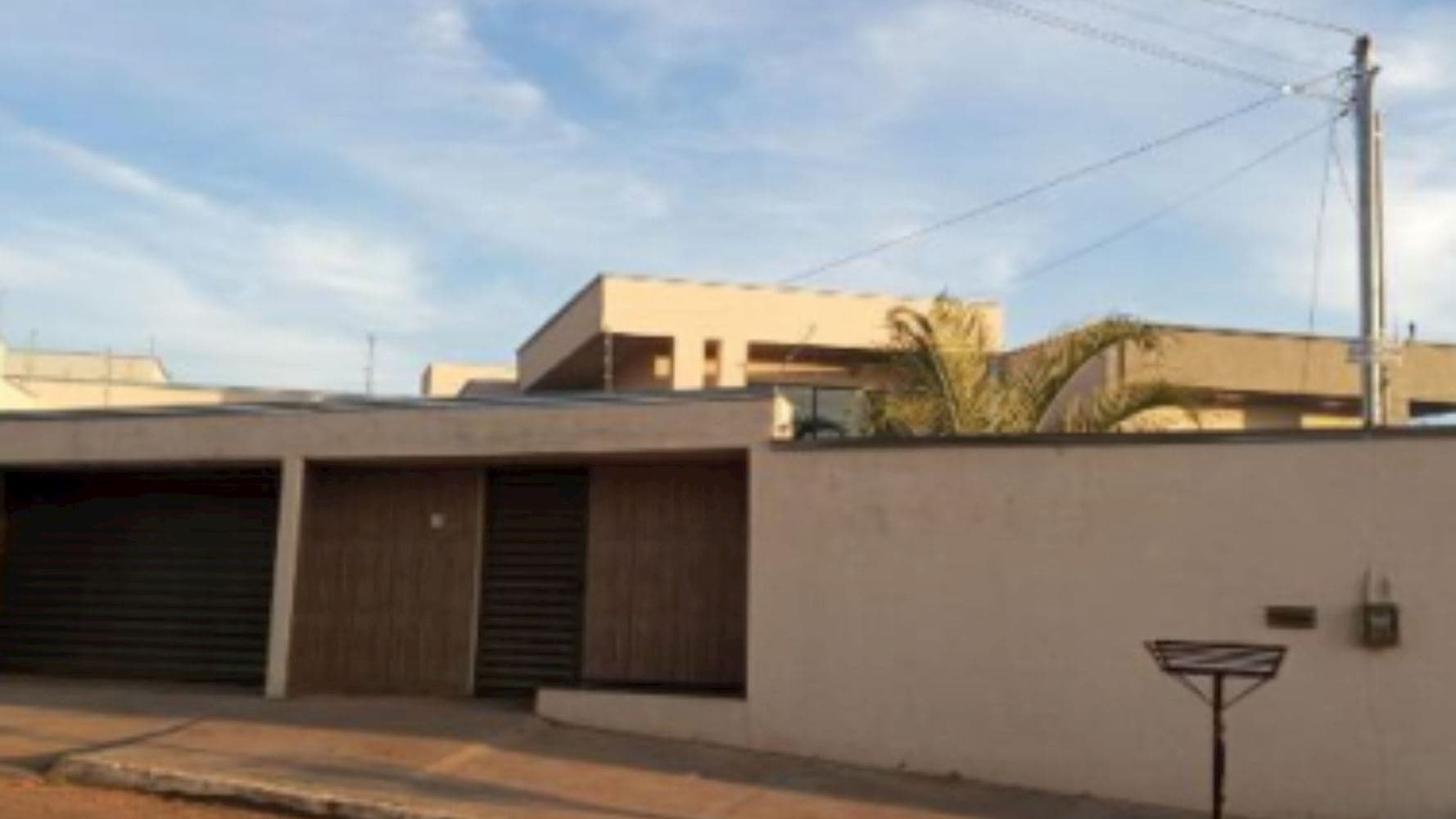 Foto 3 de 6: Casa em leilão em Caldas Novas - GO, bairro Recanto das Águas — Casa no Recanto das Águas - Caldas Novas/GO