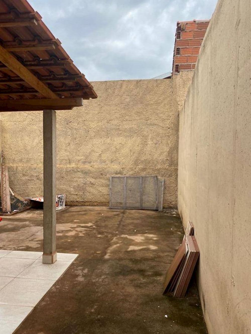 Foto 8 de 10: Casa em leilão em Itumbiara - GO, bairro Jardim Europa — Casa no Jardim Europa - Itumbiara/GO