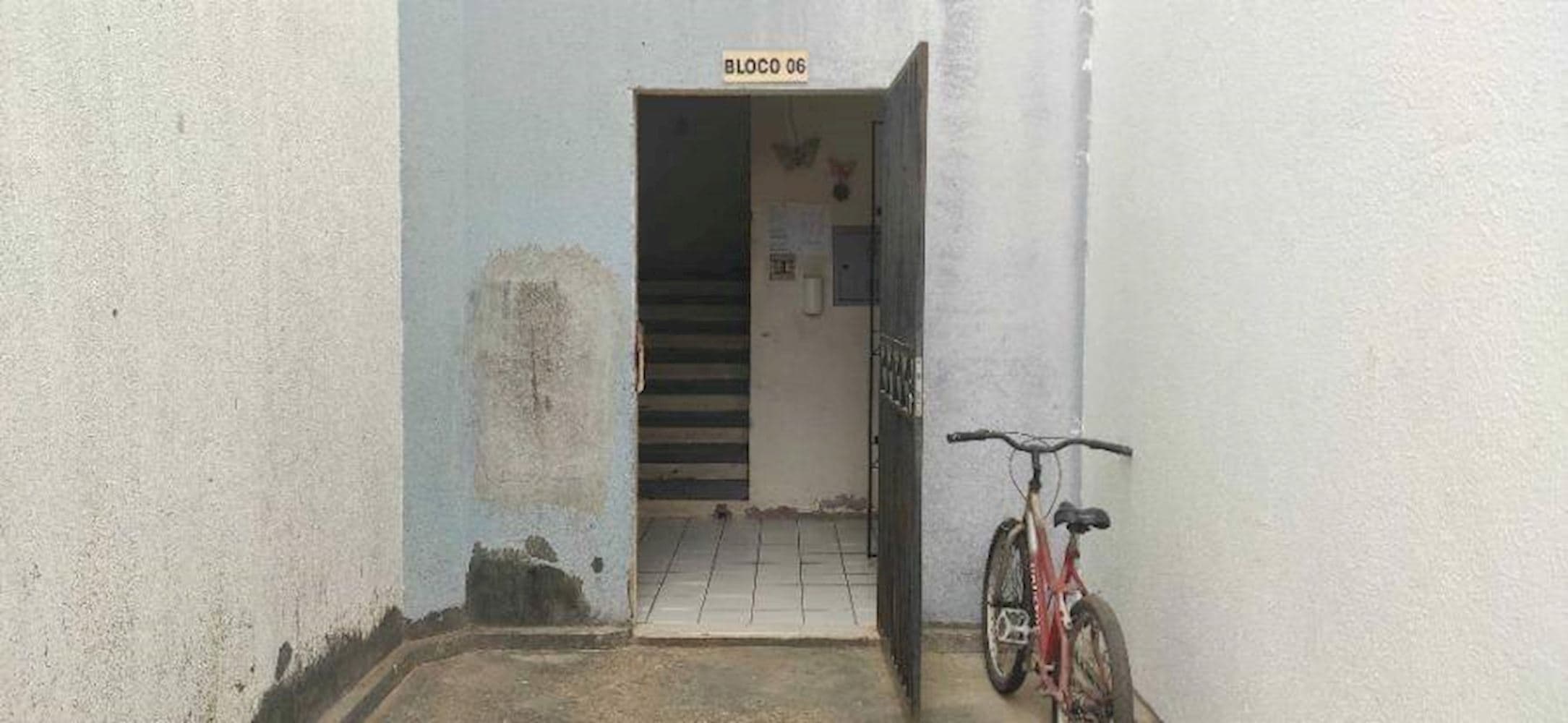 Foto 6 de 12: Apartamento em leilão em Fortaleza - CE, bairro Barroso — Casa em Barroso - Fortaleza/CE