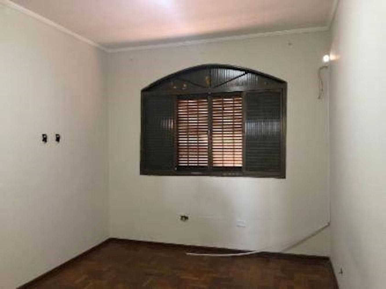 Foto 11 de 16: Casa em leilão em Campo Grande - MS, bairro Vila Santo Andre — Casa na Vila Santo Andre - Campo Grande/MS