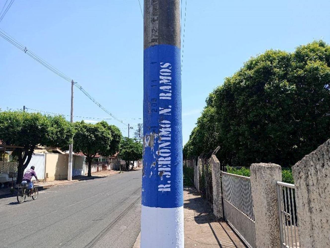 Foto 3 de 3: Casa em leilão em Macaubal - SP, bairro Centro — Casa no Centro - Macaubal/SP