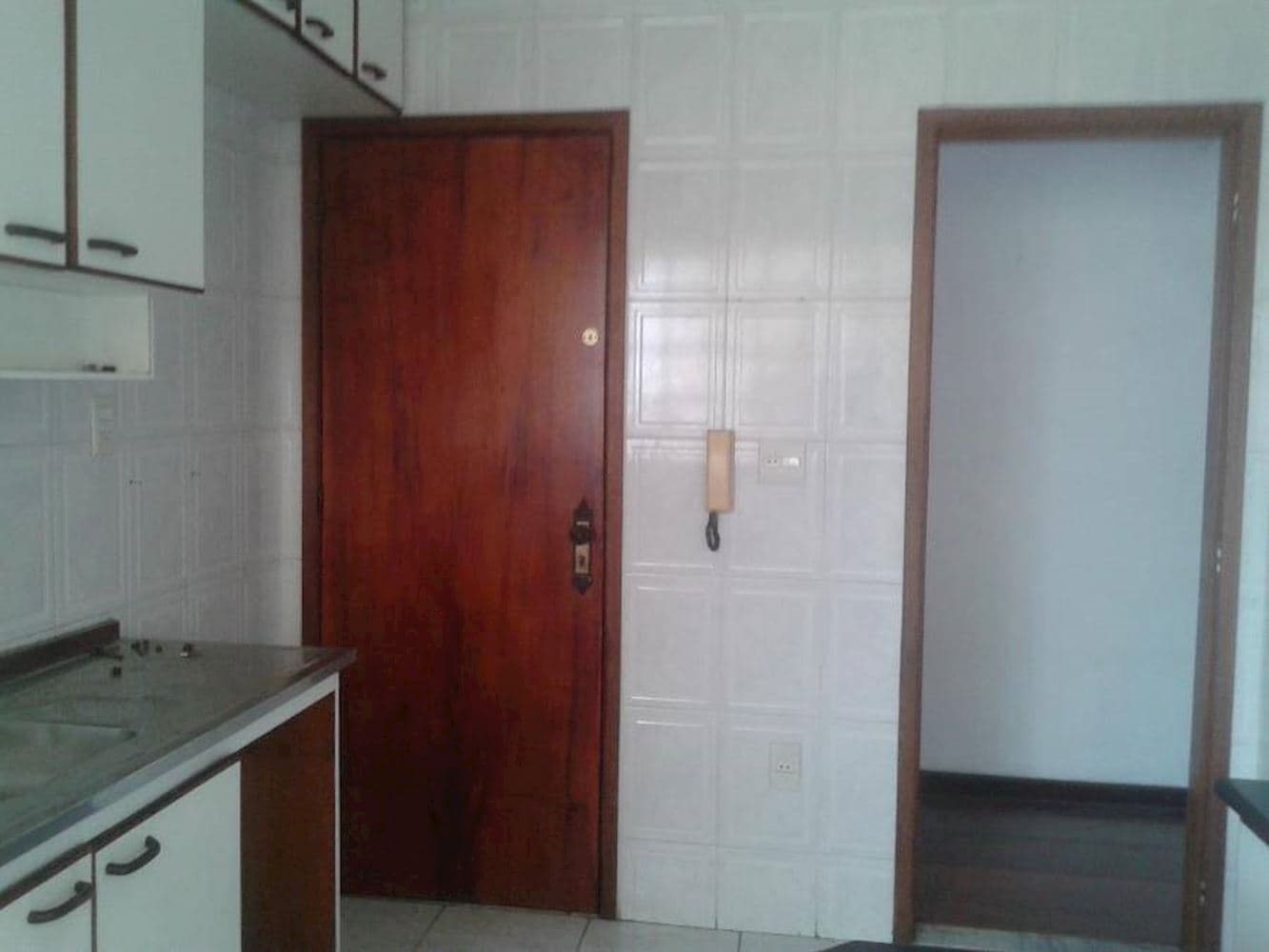 Foto 6 de 9: Apartamento em leilão em Rio De Janeiro - RJ, bairro Penha Circular — Apartamento, Padrão, 1 vaga(s) de garagem