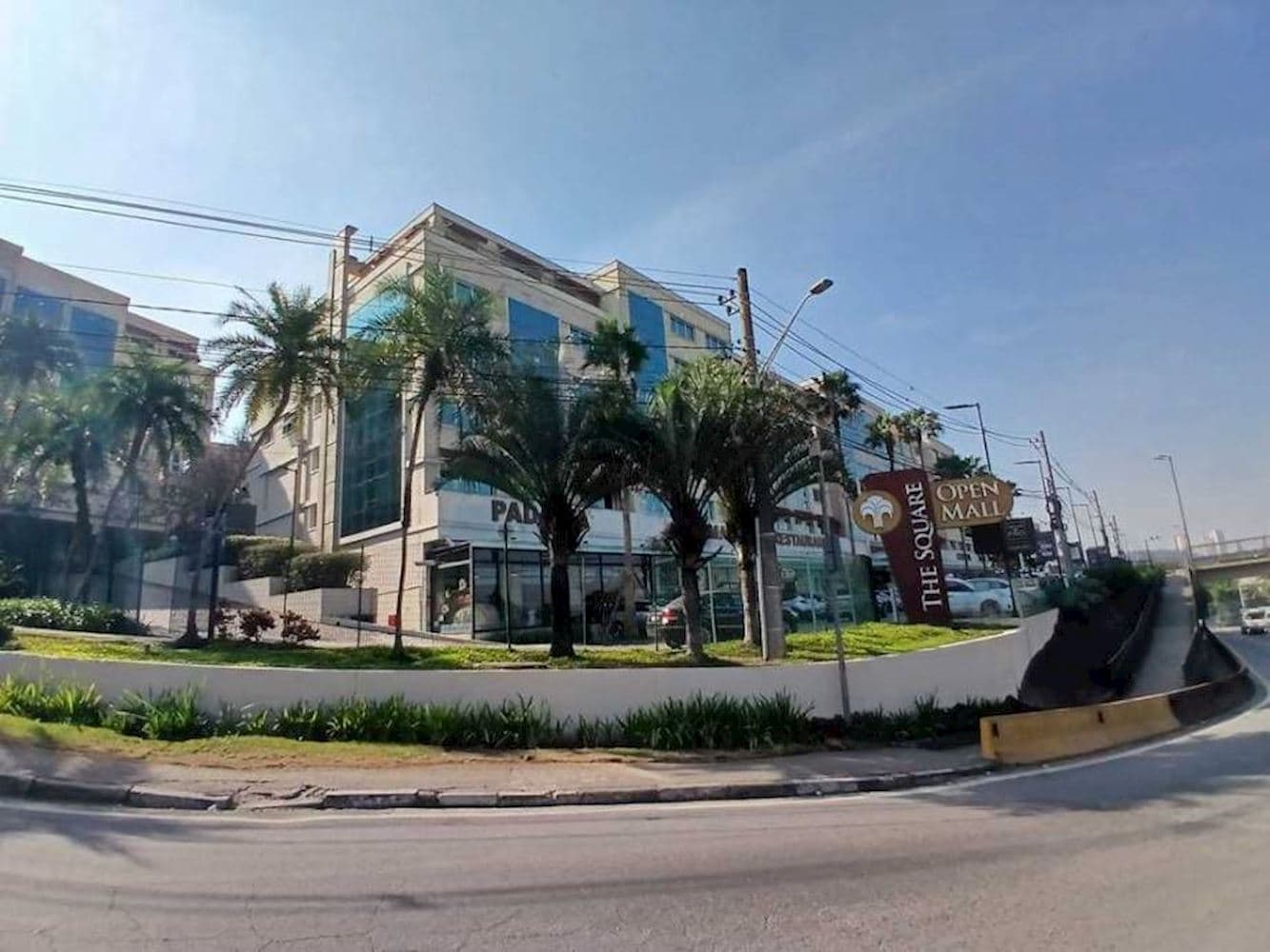 Foto 2 de 7: Comercial em leilão em Cotia - SP, bairro Lageadinho — Sala comercial em Lageadinho - Cotia/SP
