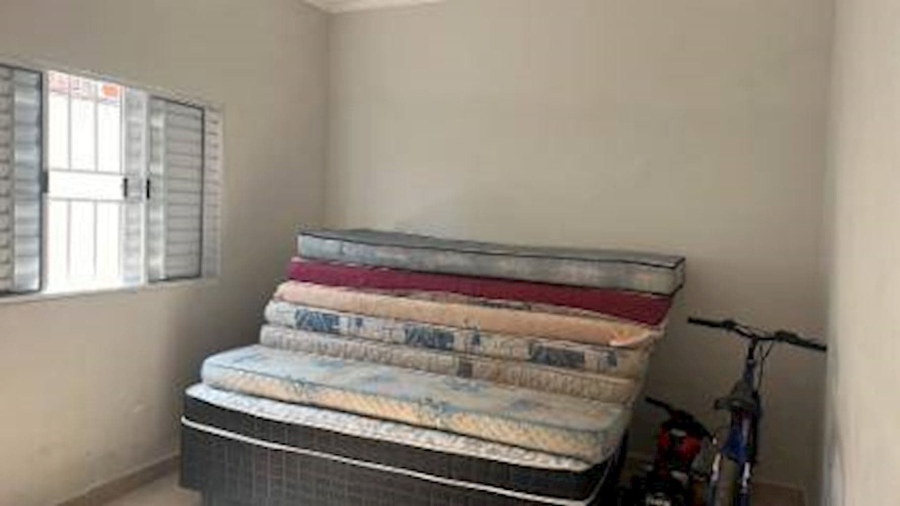 Foto 7 de 12: Casa em leilão em Mongaguá - SP, bairro Vila Atlântica — Casa na Vila Atlântica - Mongaguá/SP
