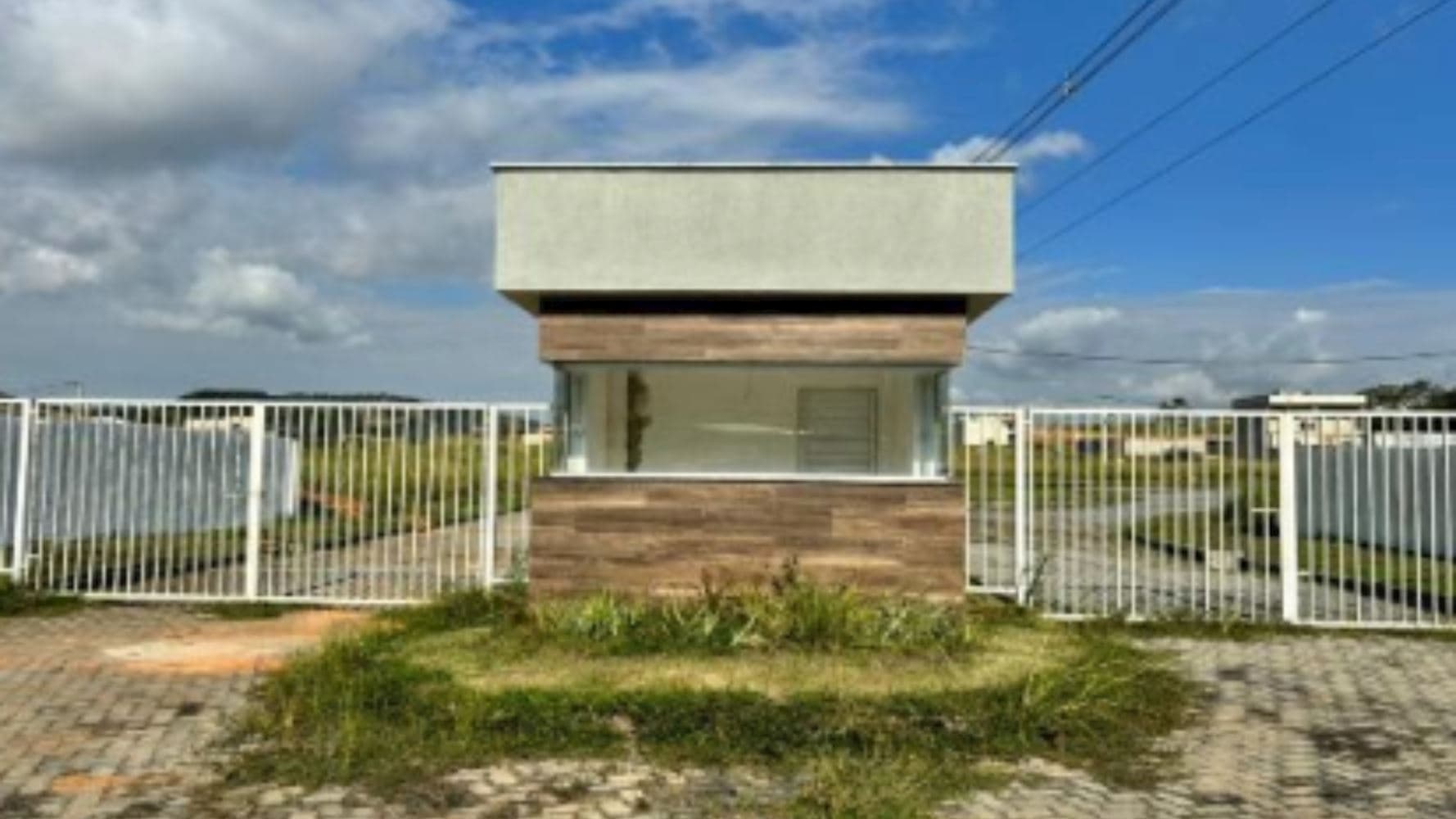 Foto 3 de 8: Terreno em leilão em Itaboraí - RJ, bairro Pacheco — Terreno no "Condomínio Holiday Park Land II" - Pacheco - Itaboraí/RJ