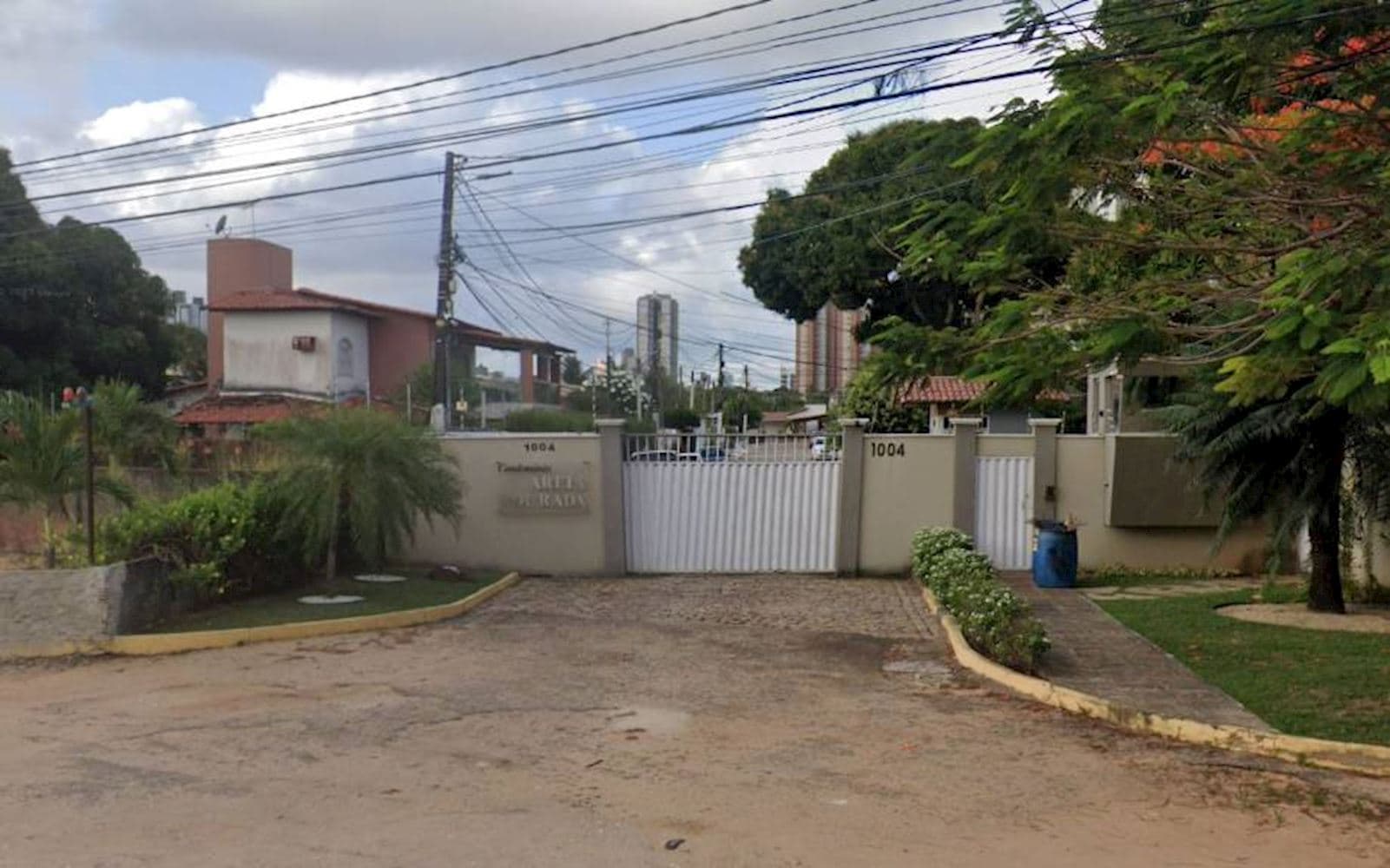 Foto 1 de 13: Casa em leilão em Natal - RN, bairro Ponta Negra — Casa de condomínio em Ponta Negra - Natal/RN