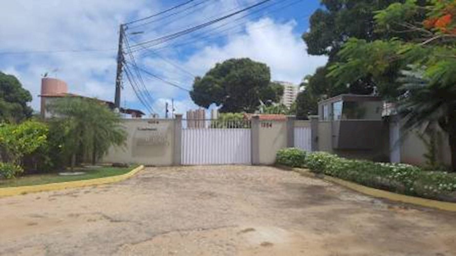 Foto 2 de 13: Casa em leilão em Natal - RN, bairro Ponta Negra — Casa de condomínio em Ponta Negra - Natal/RN