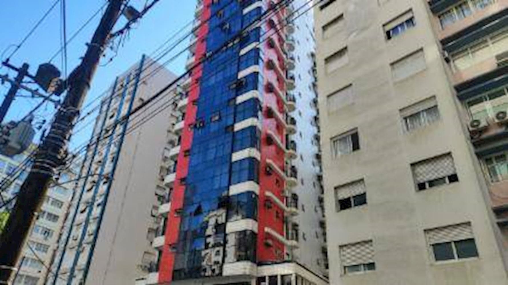 Foto 1 de 8: Apartamento em leilão em Santos - SP, bairro Gonzaga — Apartamento Gonzaga - Santos/SP