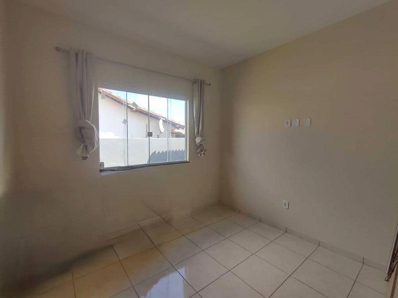 Foto 9 de 9: Casa em leilão em Iguaba Grande - RJ, bairro Jardim Solares — Casa no Jd. Solares - Iguaba Grande/RJ