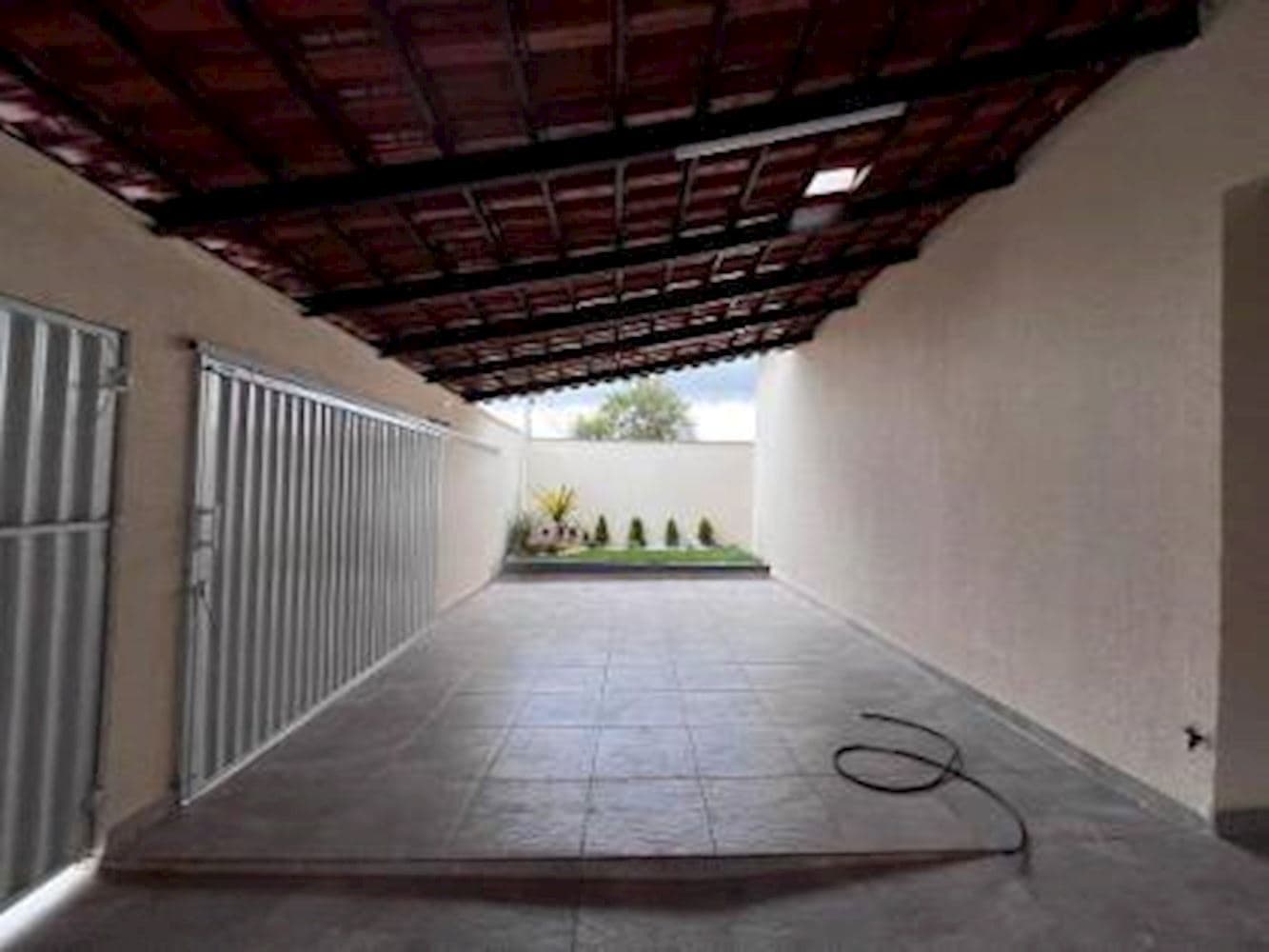 Foto 3 de 15: Casa em leilão em Inhumas - GO, bairro Jardim Raio de Sol — Casa no Jardim Raio De Sol em Inhumas/GO