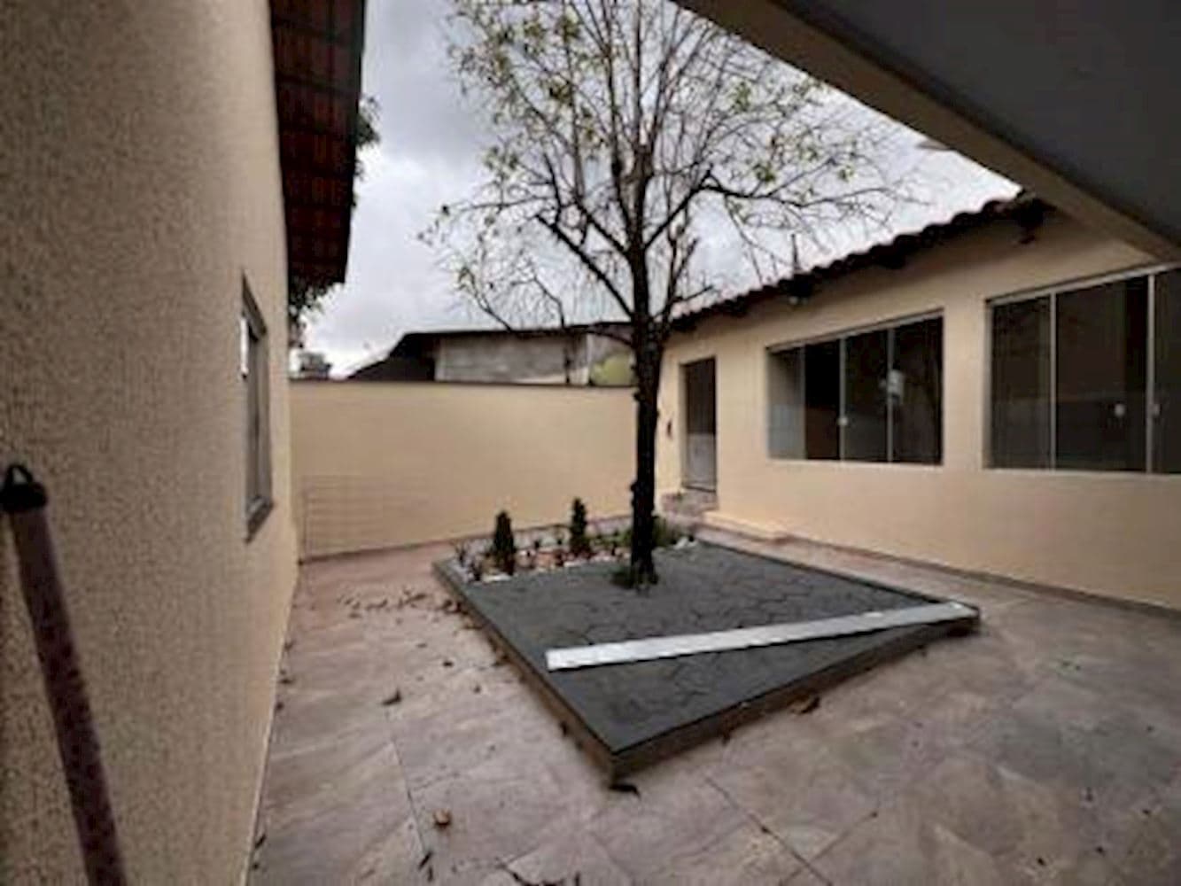 Foto 15 de 15: Casa em leilão em Inhumas - GO, bairro Jardim Raio de Sol — Casa no Jardim Raio De Sol em Inhumas/GO