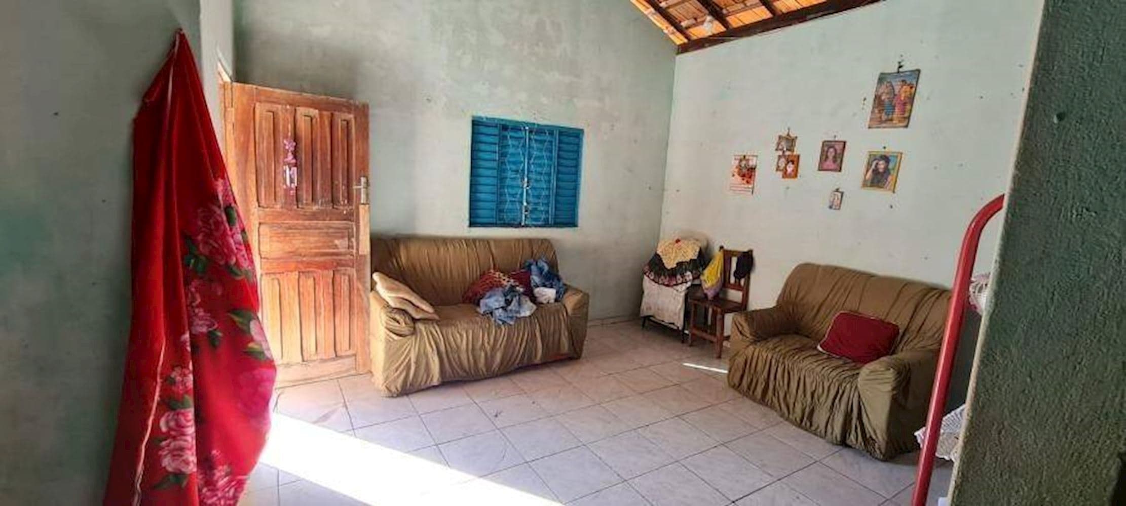 Foto 5 de 12: Casa em leilão em Urucuia - MG, bairro Rutilante — Casa em Rutilante - Urucuia/MG