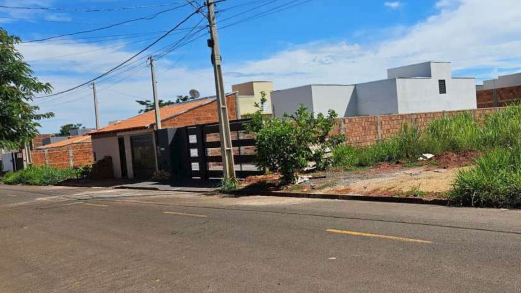 Foto 5 de 5: Terreno em leilão em Ouroeste - SP, bairro Jardim das Palmeiras — Casa no Jardim das Palmeiras - Ouroeste/SP