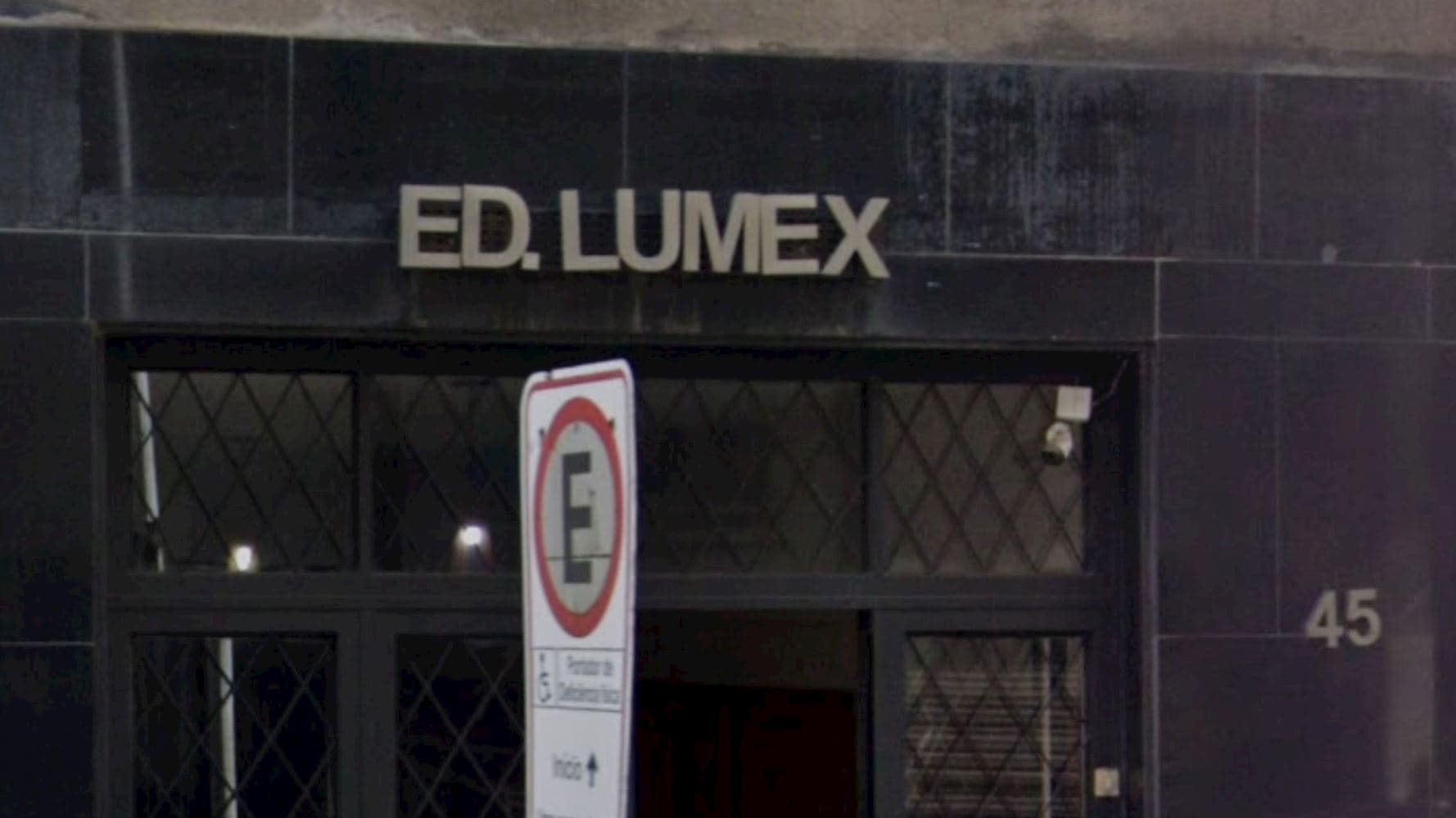 Foto 3 de 5: Comercial em leilão em Rio De Janeiro - RJ, bairro Centro — Loja no Centro - Rio de Janeiro/RJ